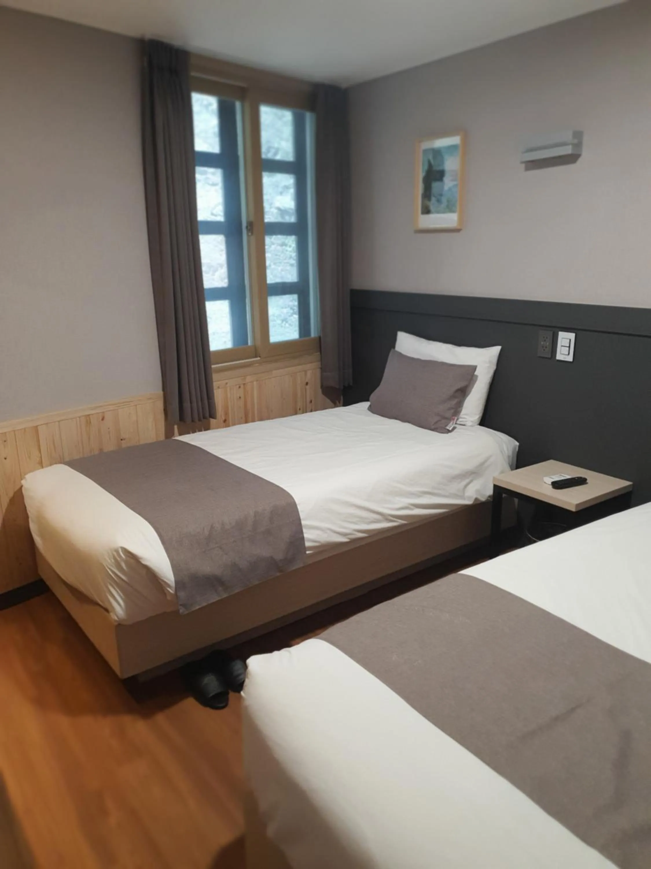 Bedroom, Bed in Ehwa In Myeongdong