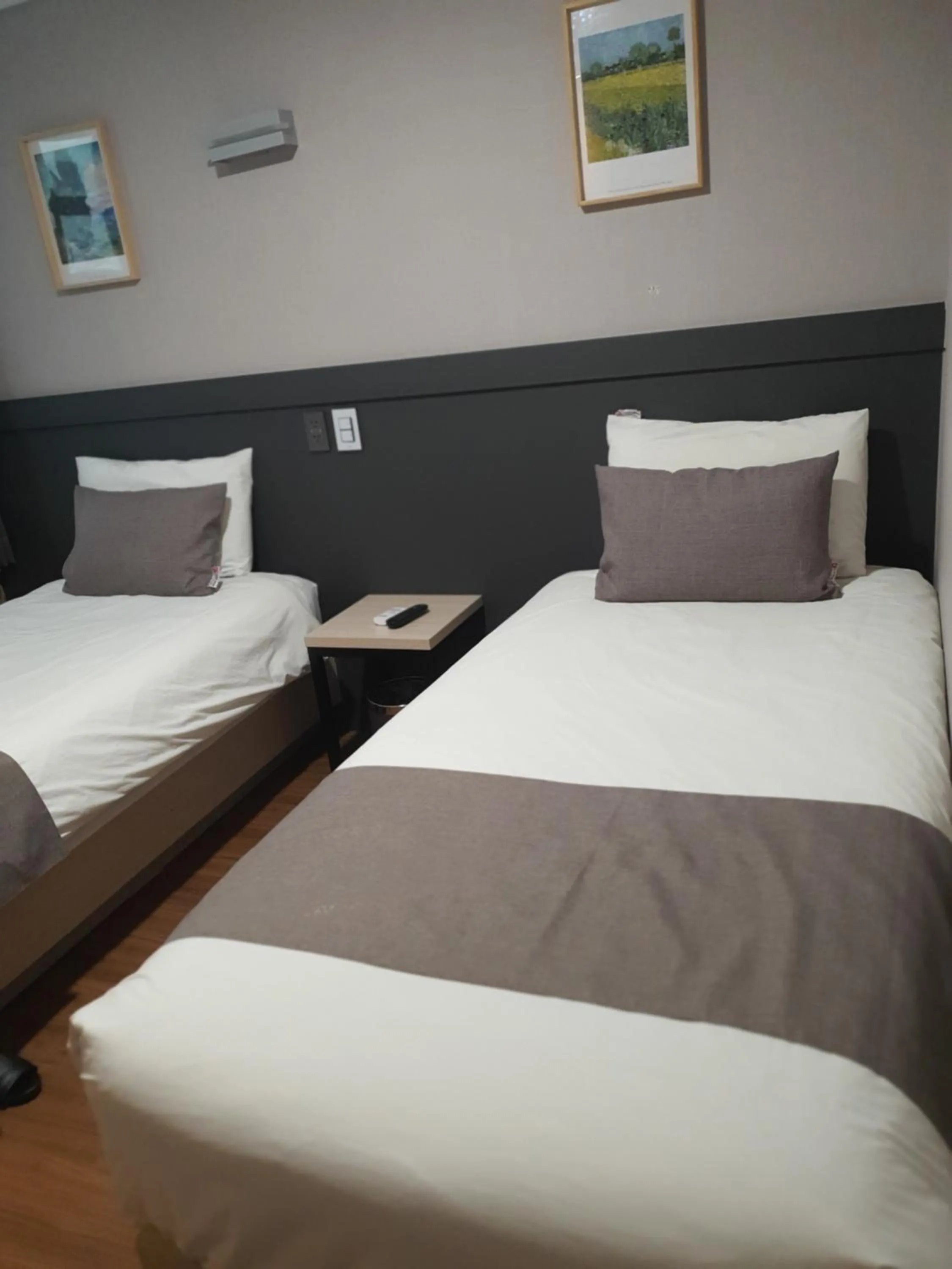 Bedroom, Bed in Ehwa In Myeongdong
