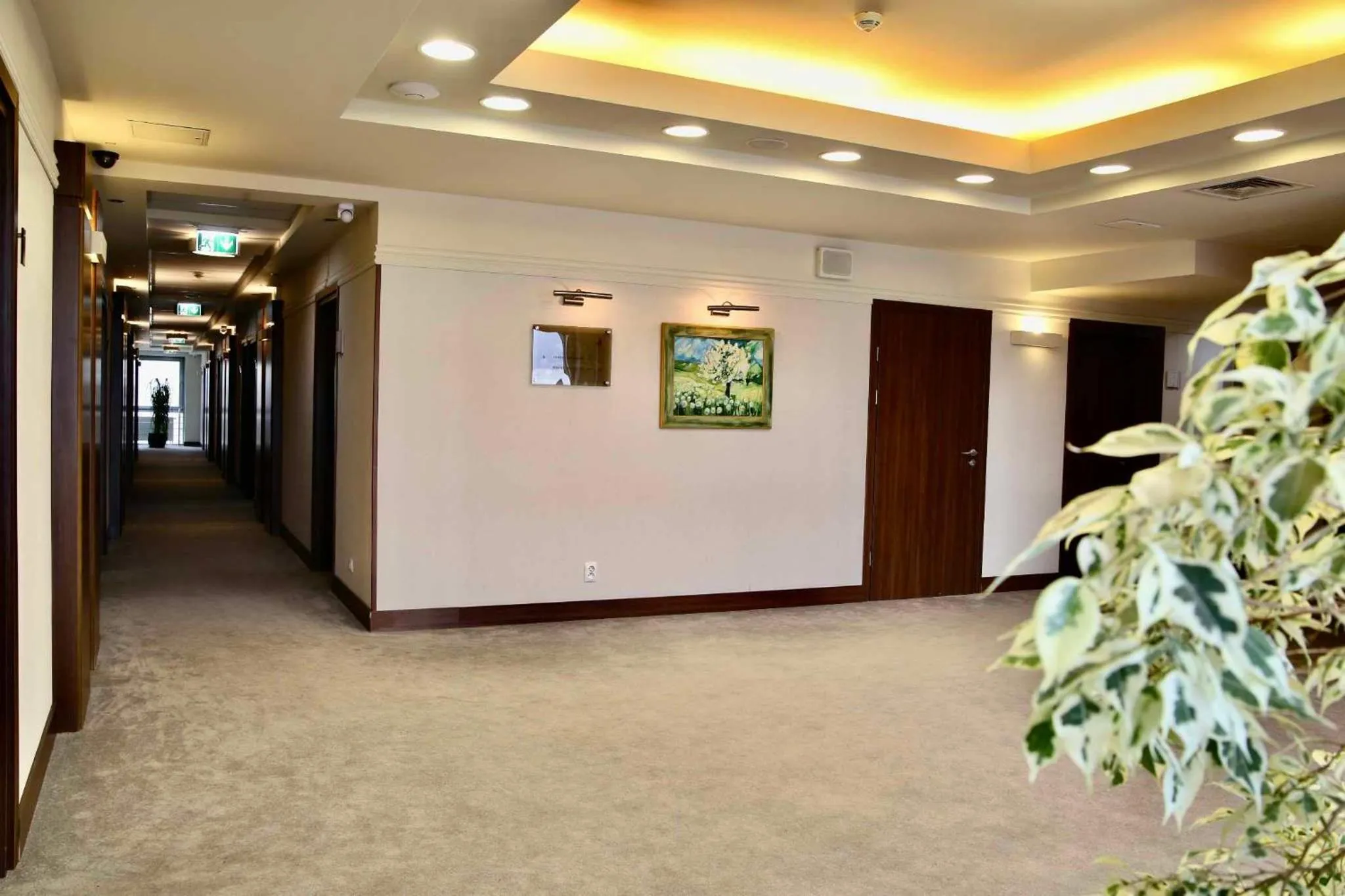Lobby or reception in Hotel Tęczowy Młyn