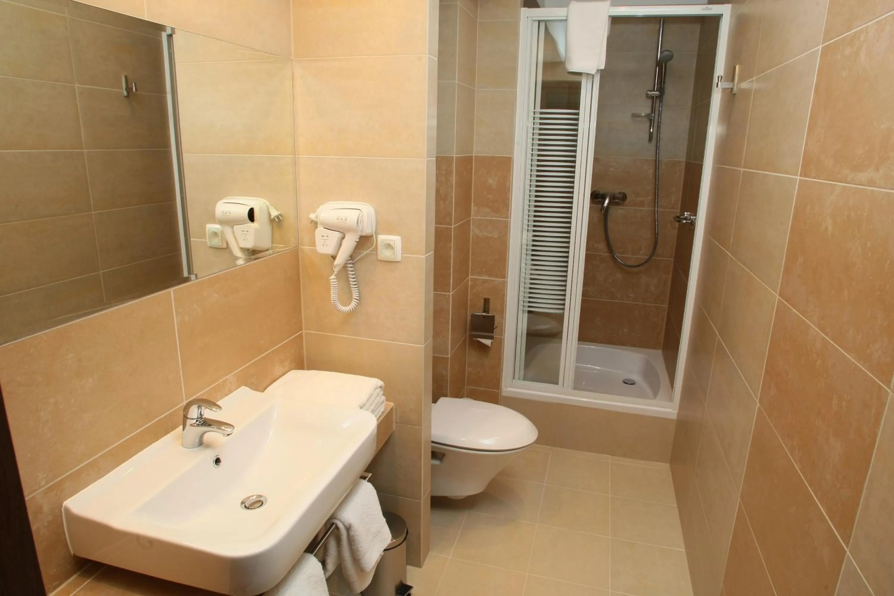 Bathroom in Hotel Tęczowy Młyn