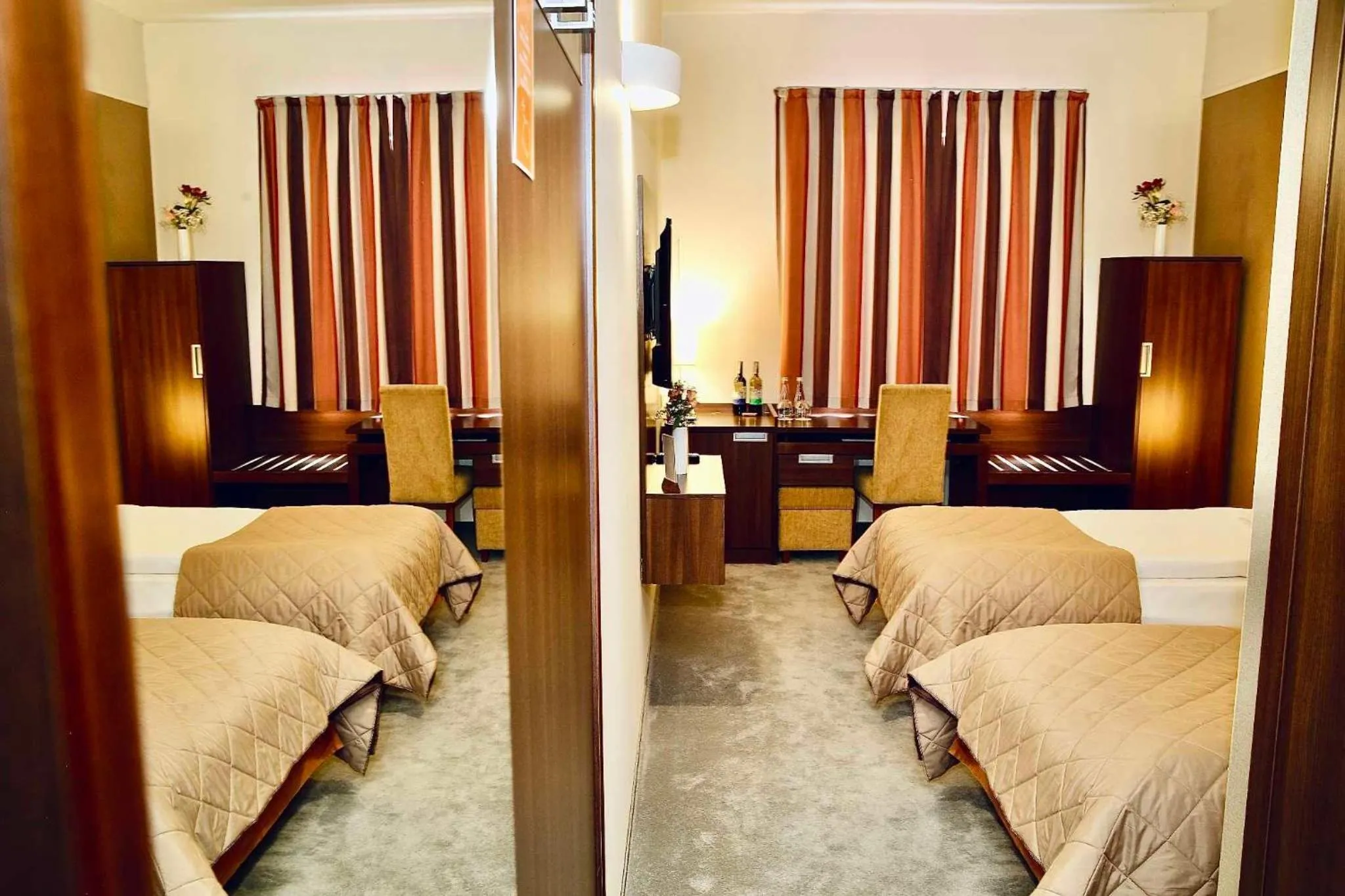 Bed in Hotel Tęczowy Młyn