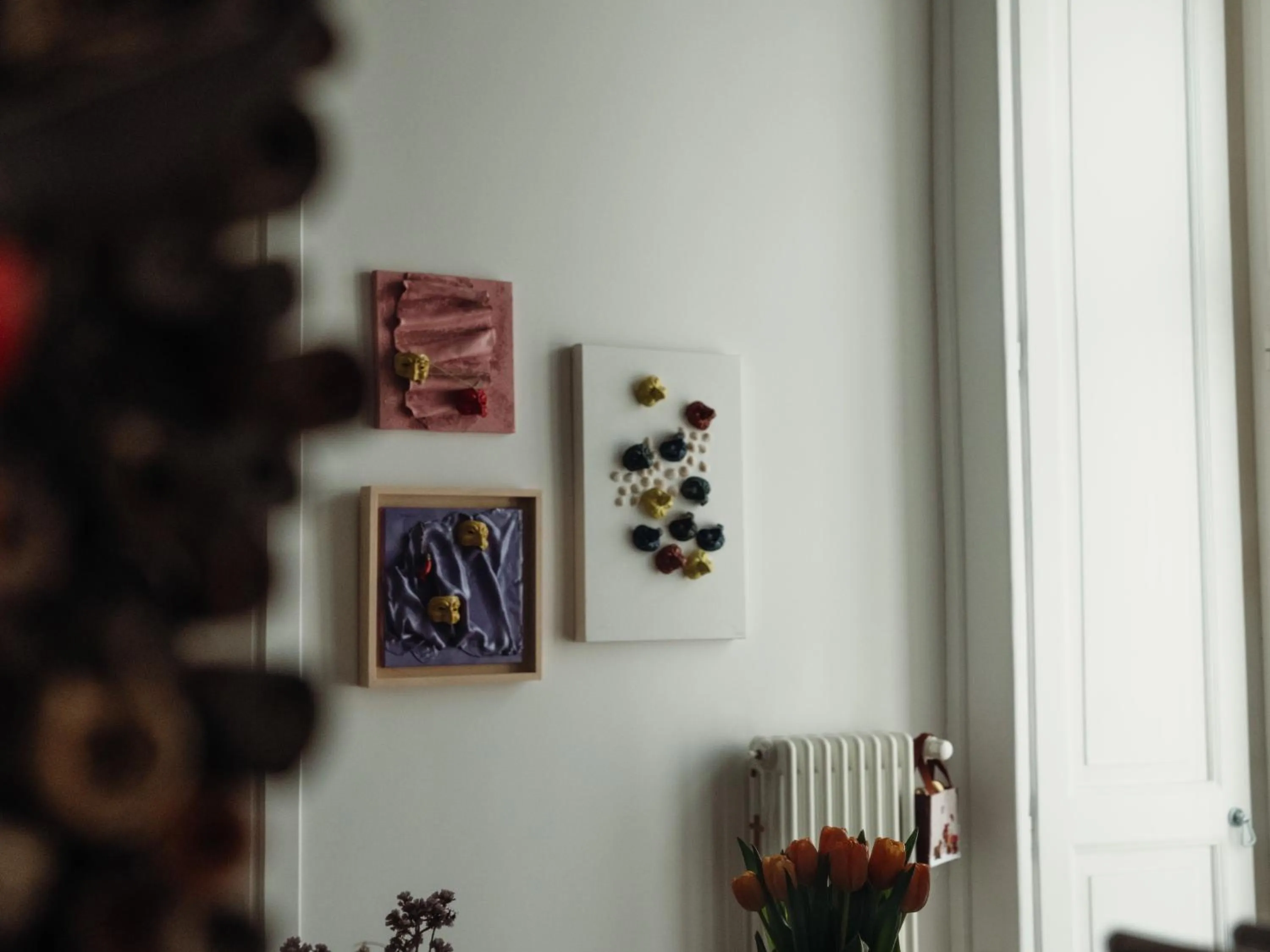 Decorative detail in Lo Specchio dei Papiri