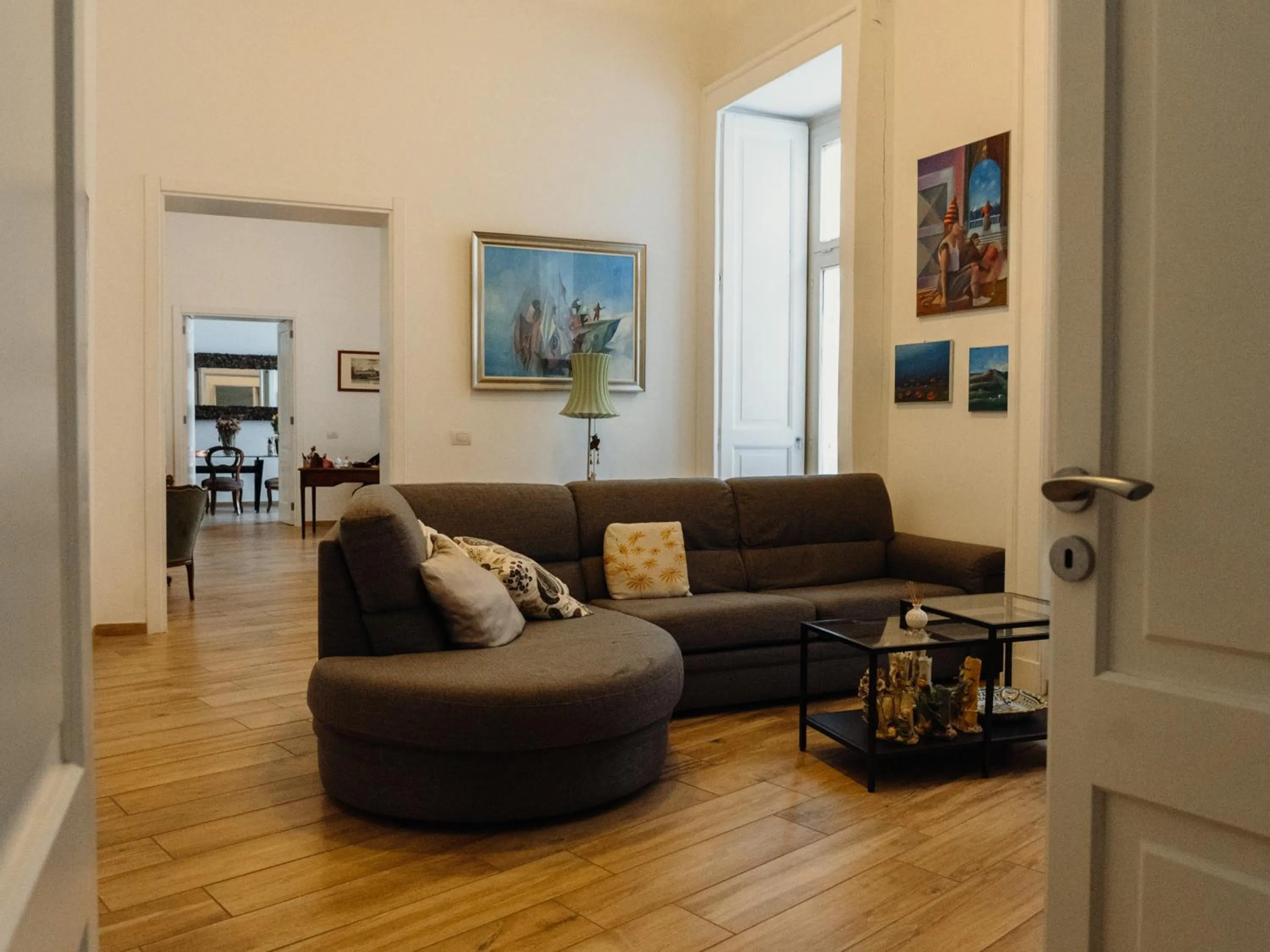 TV and multimedia in Lo Specchio dei Papiri