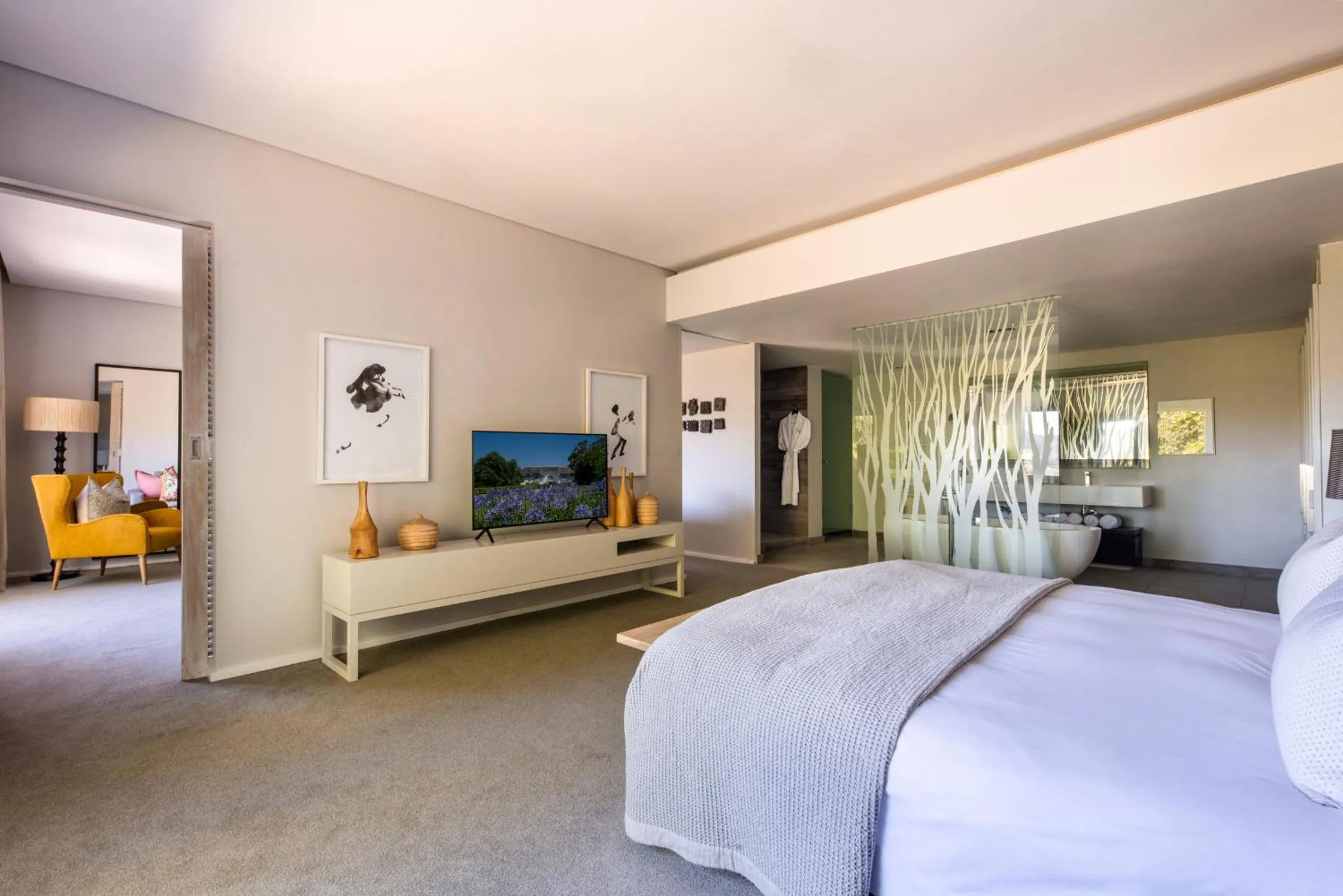 Seating area, Bed in Mont Rochelle Hotel and Vineyard