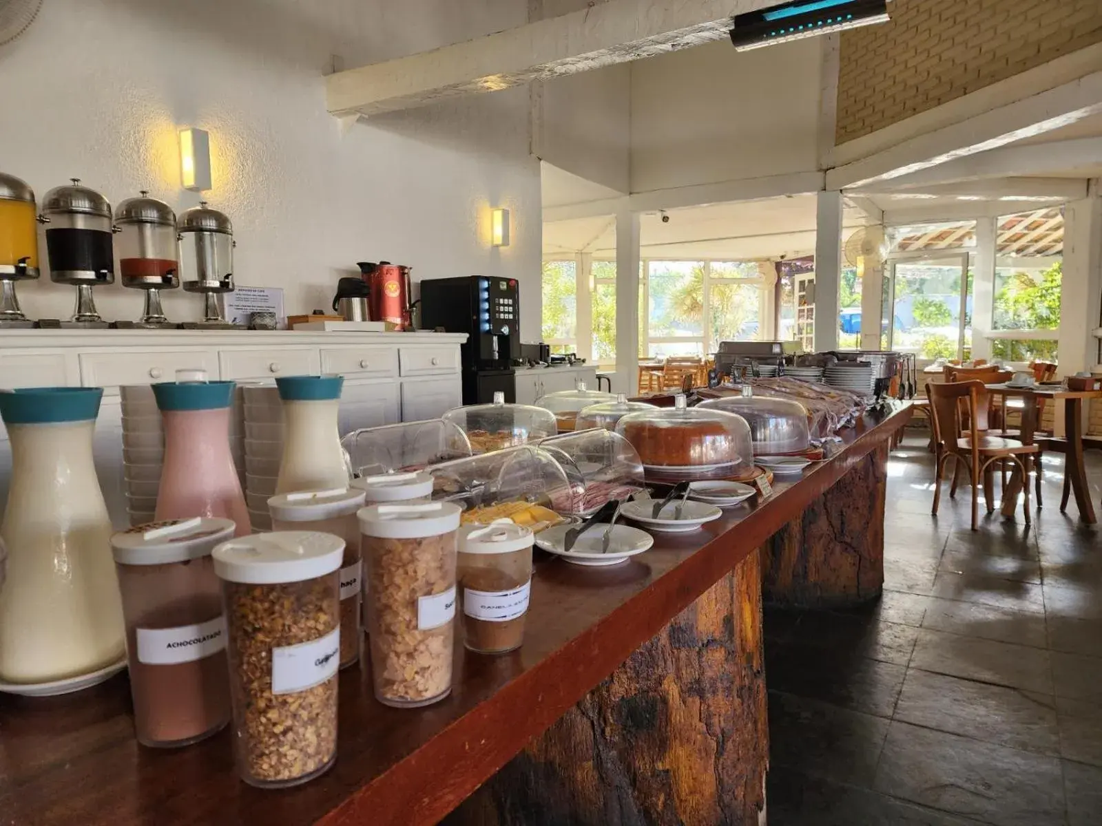 Breakfast in Pousada dos Tangarás Breakfast in Pousada dos Tangarás