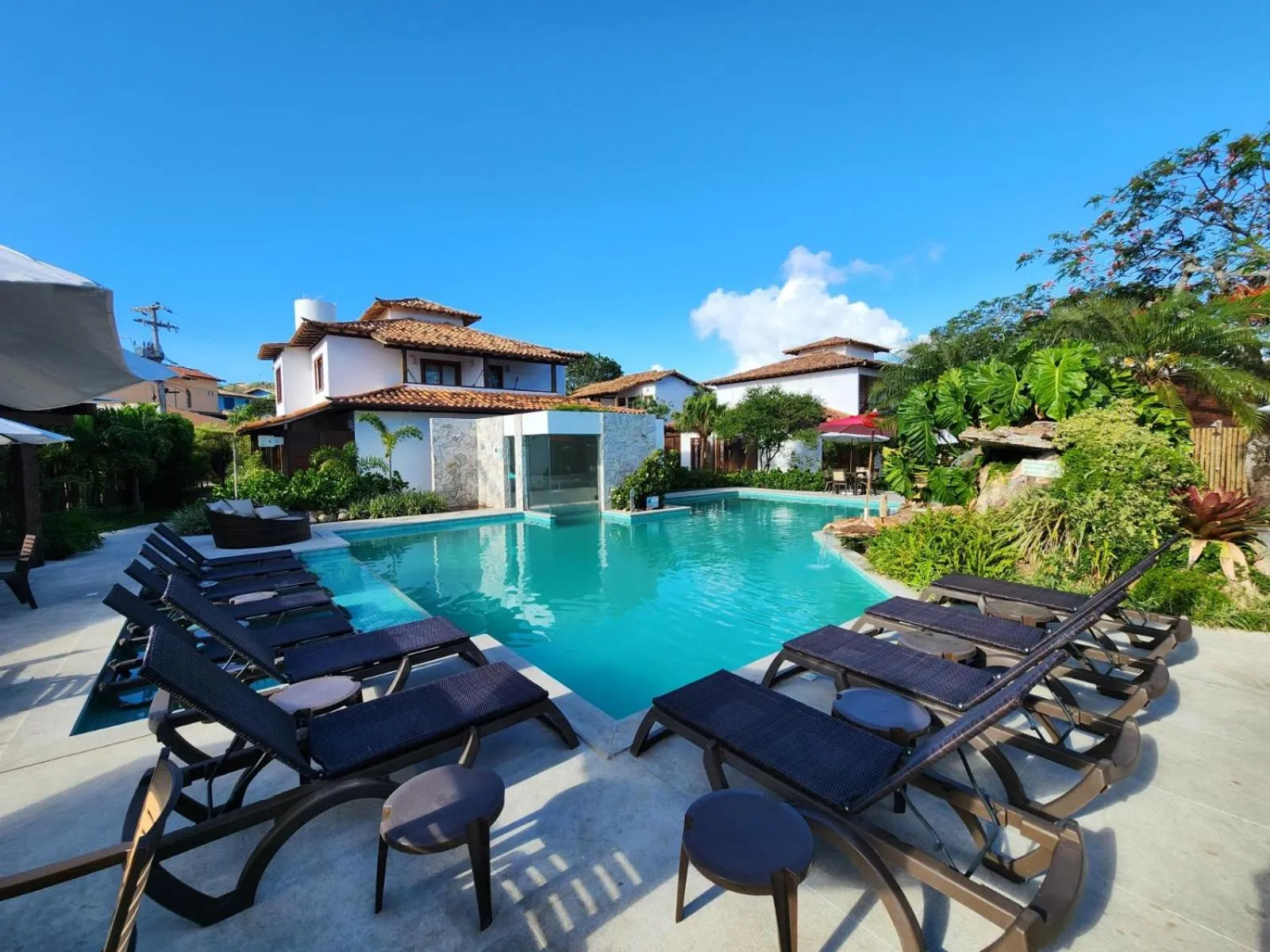 Pool view in Pousada dos Tangarás