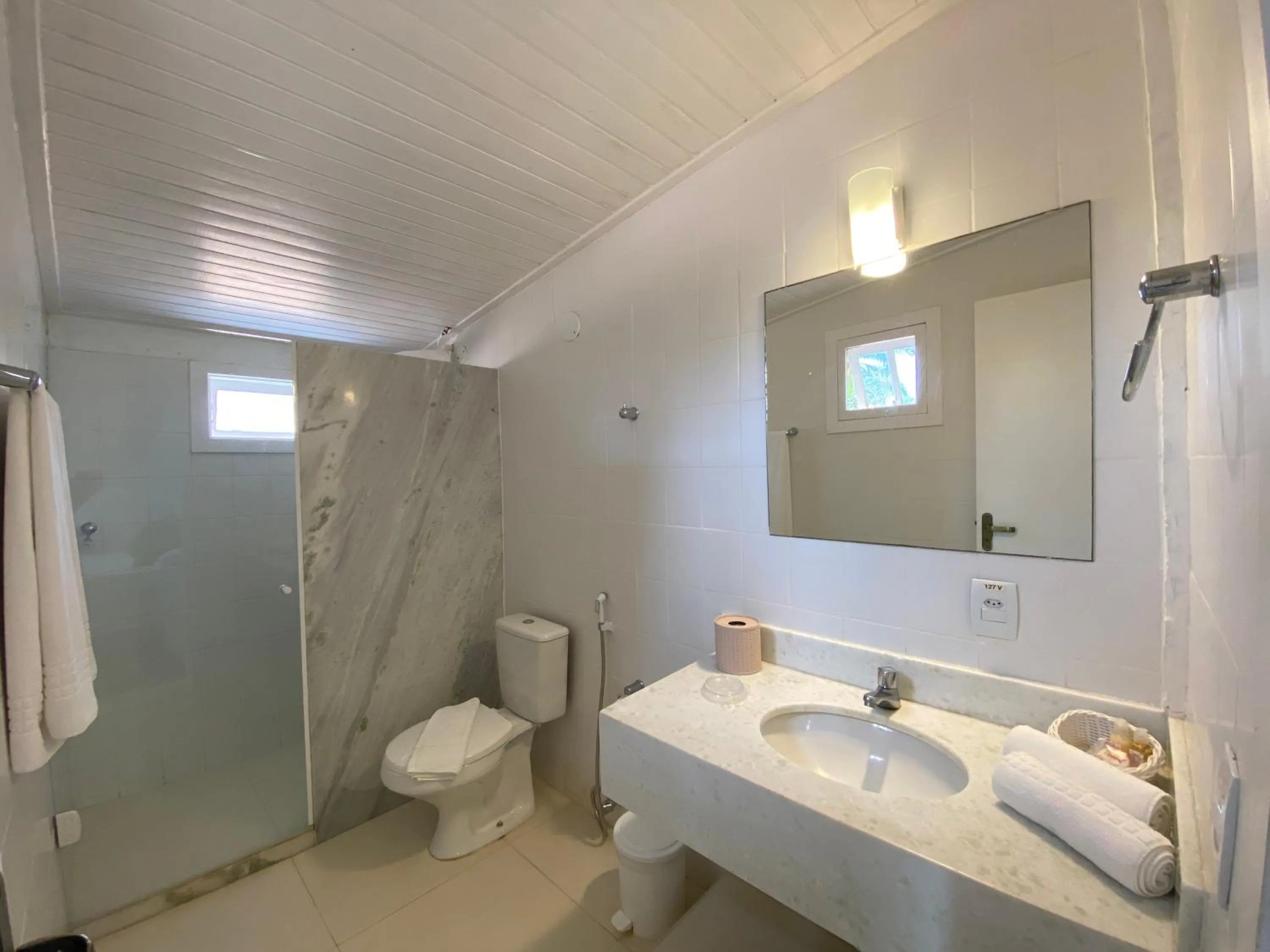 Bathroom in Pousada dos Tangarás