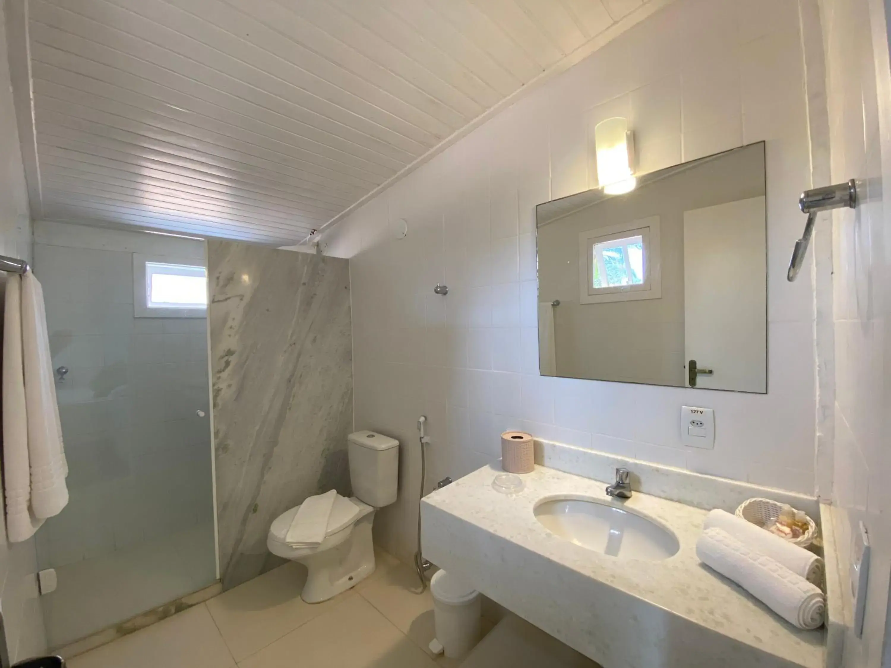 Bathroom in Pousada dos Tangarás Bathroom in Pousada dos Tangarás