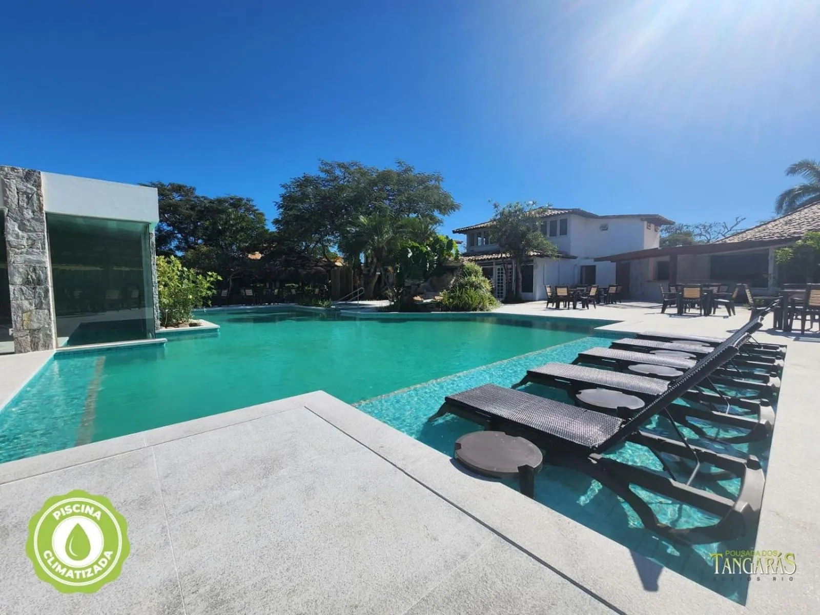 Swimming pool in Pousada dos Tangarás