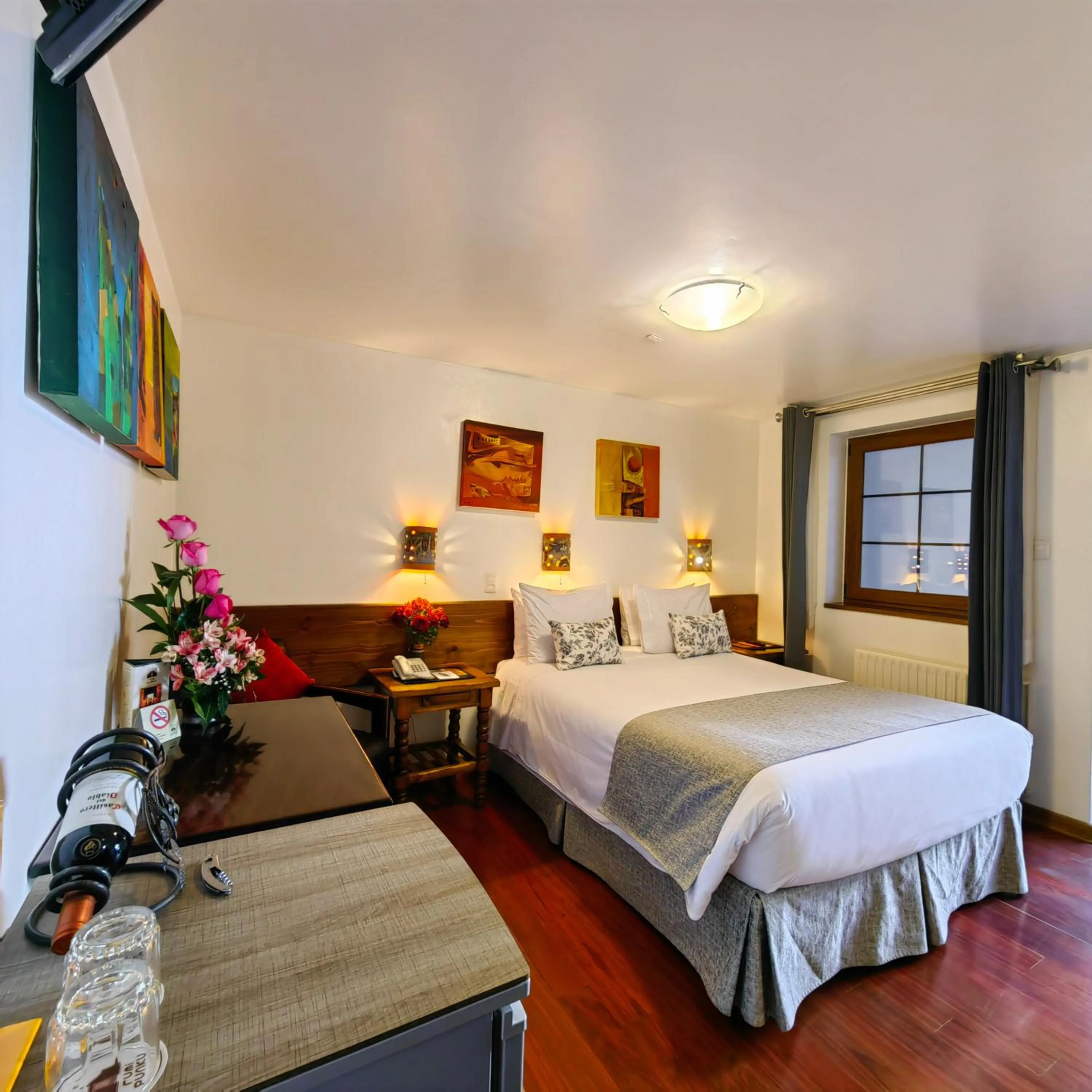 Bed in Hotel Rumi Punku