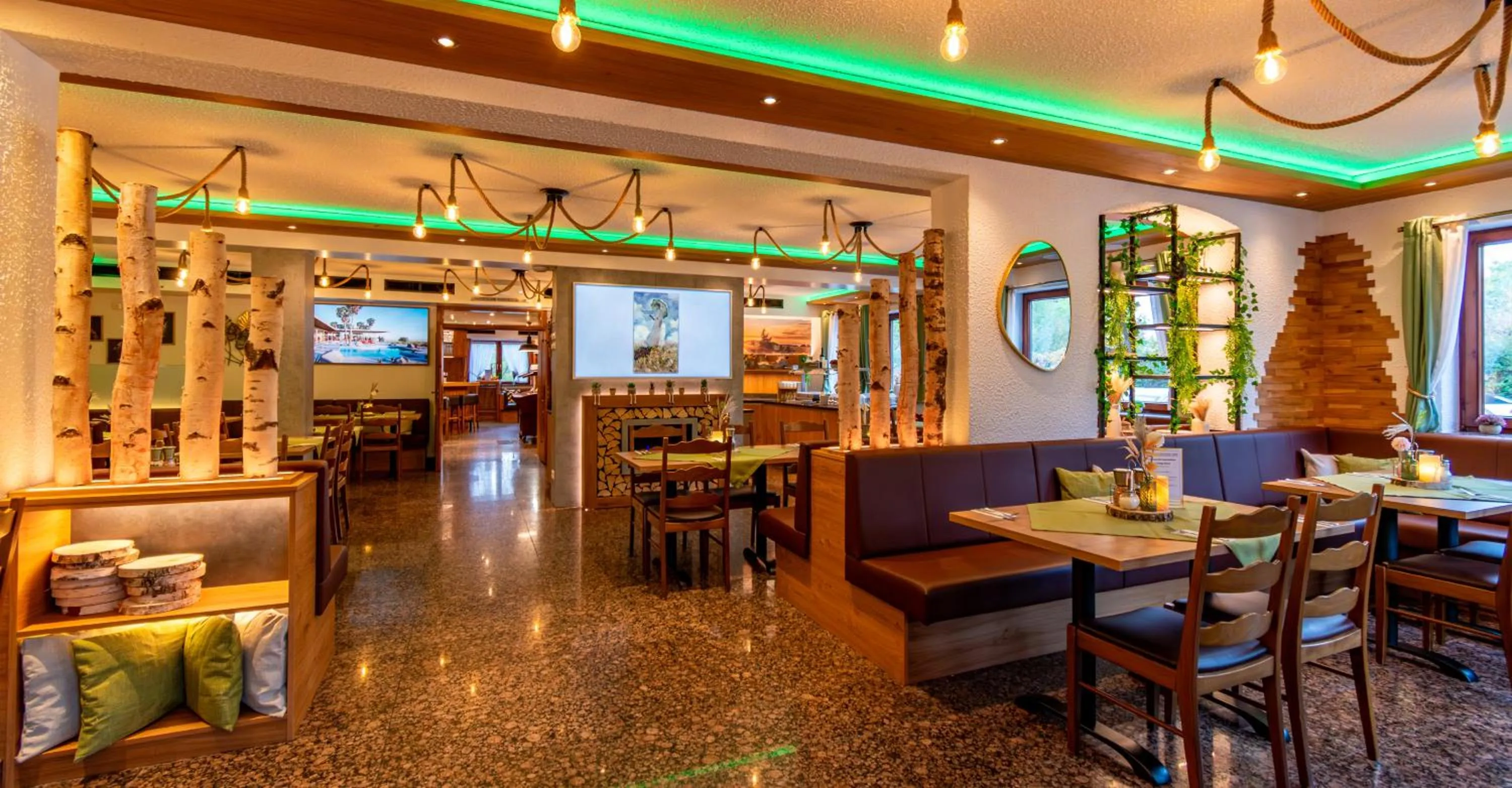 Restaurant/places to eat in Hotel und Restaurant Nehrener Hof