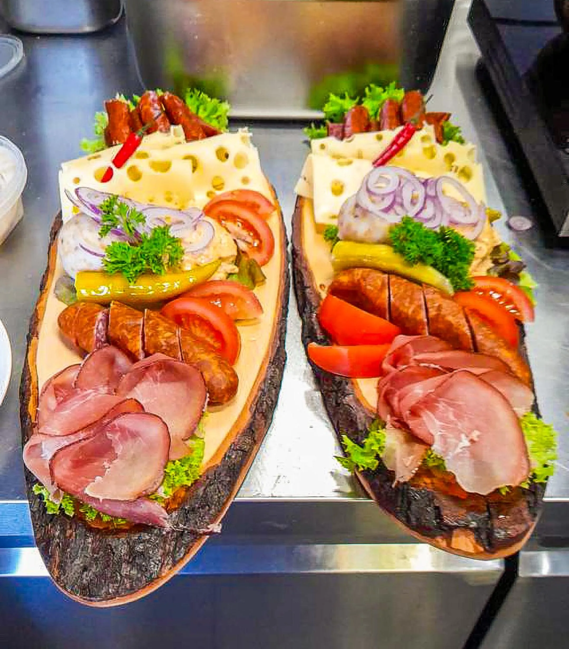 Restaurant/places to eat in Hotel und Restaurant Nehrener Hof