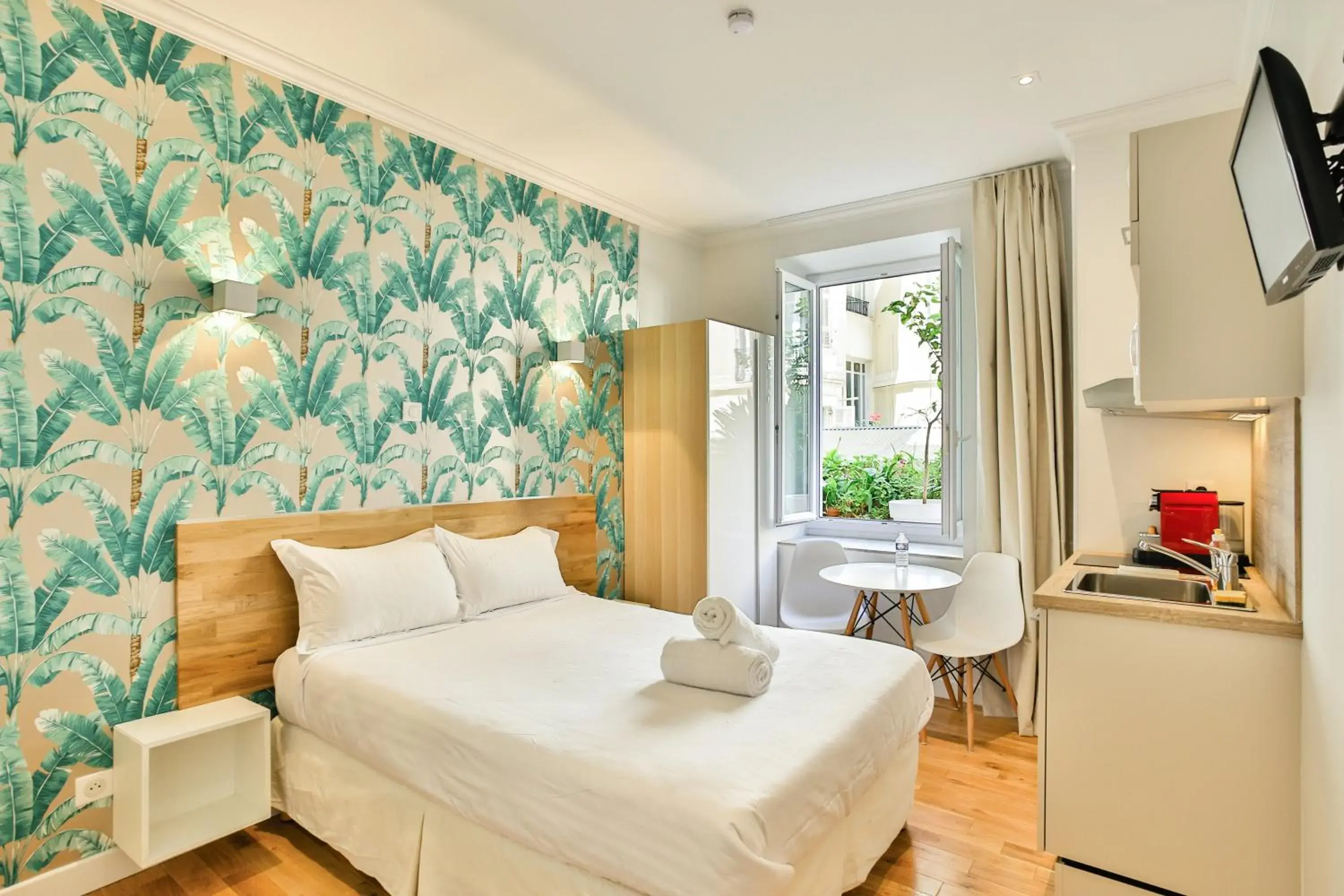 Bed in Nice Home - Studios Lido Bed in Nice Home - Studios Lido