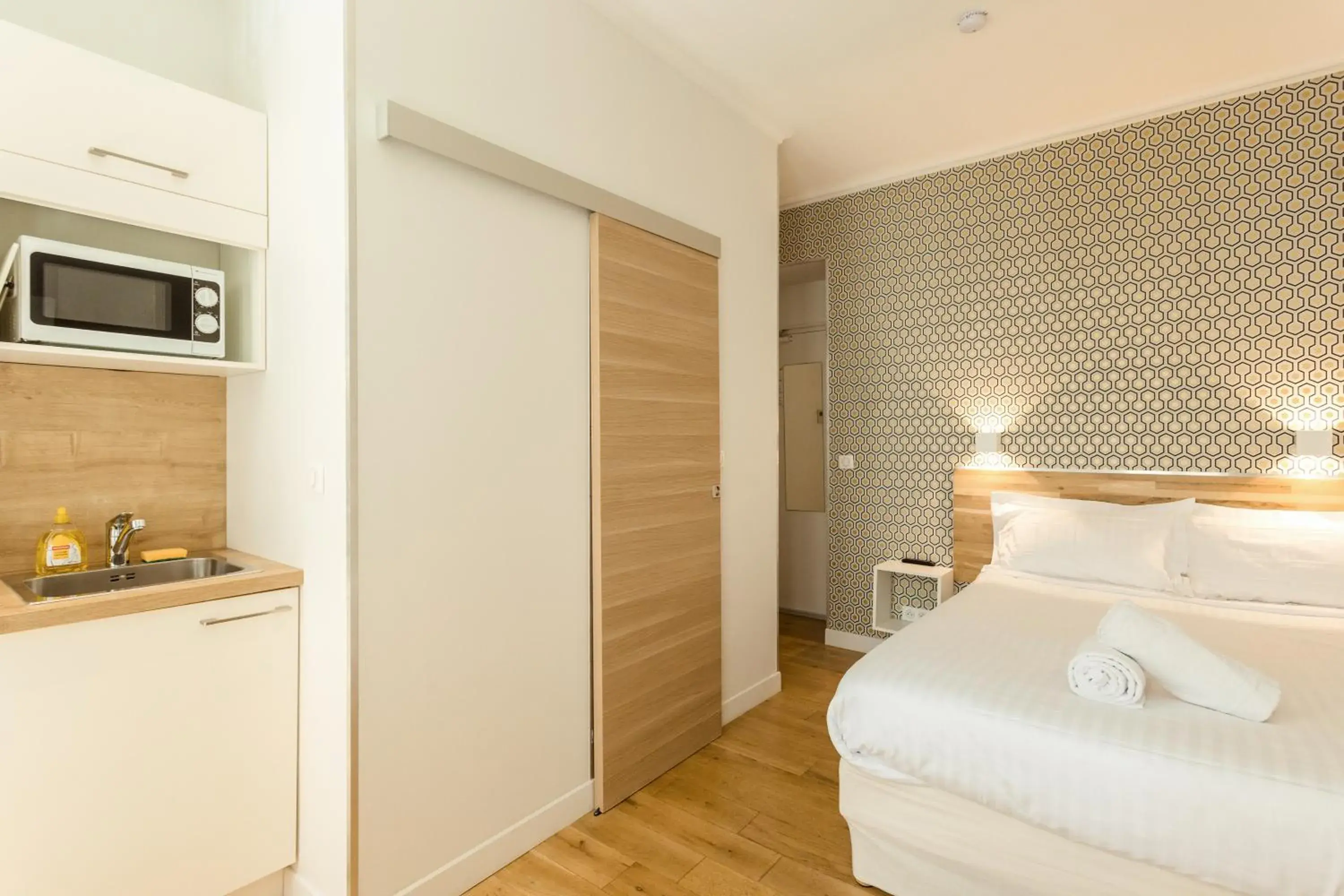 Kitchen or kitchenette, Bed in Nice Home - Studios Lido Kitchen or kitchenette, Bed in Nice Home - Studios Lido
