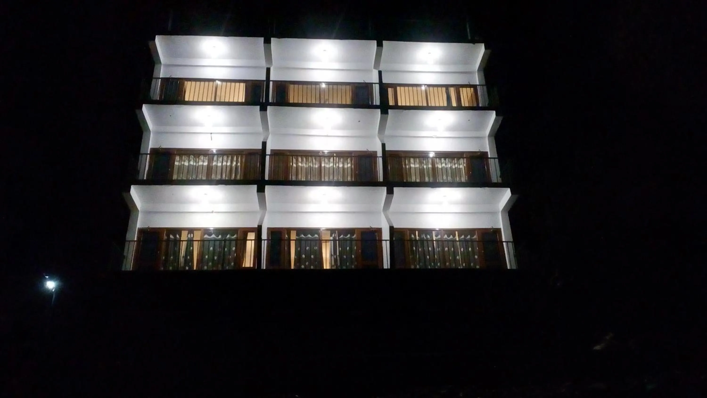 Decorative detail in Hotel Emerald Valley