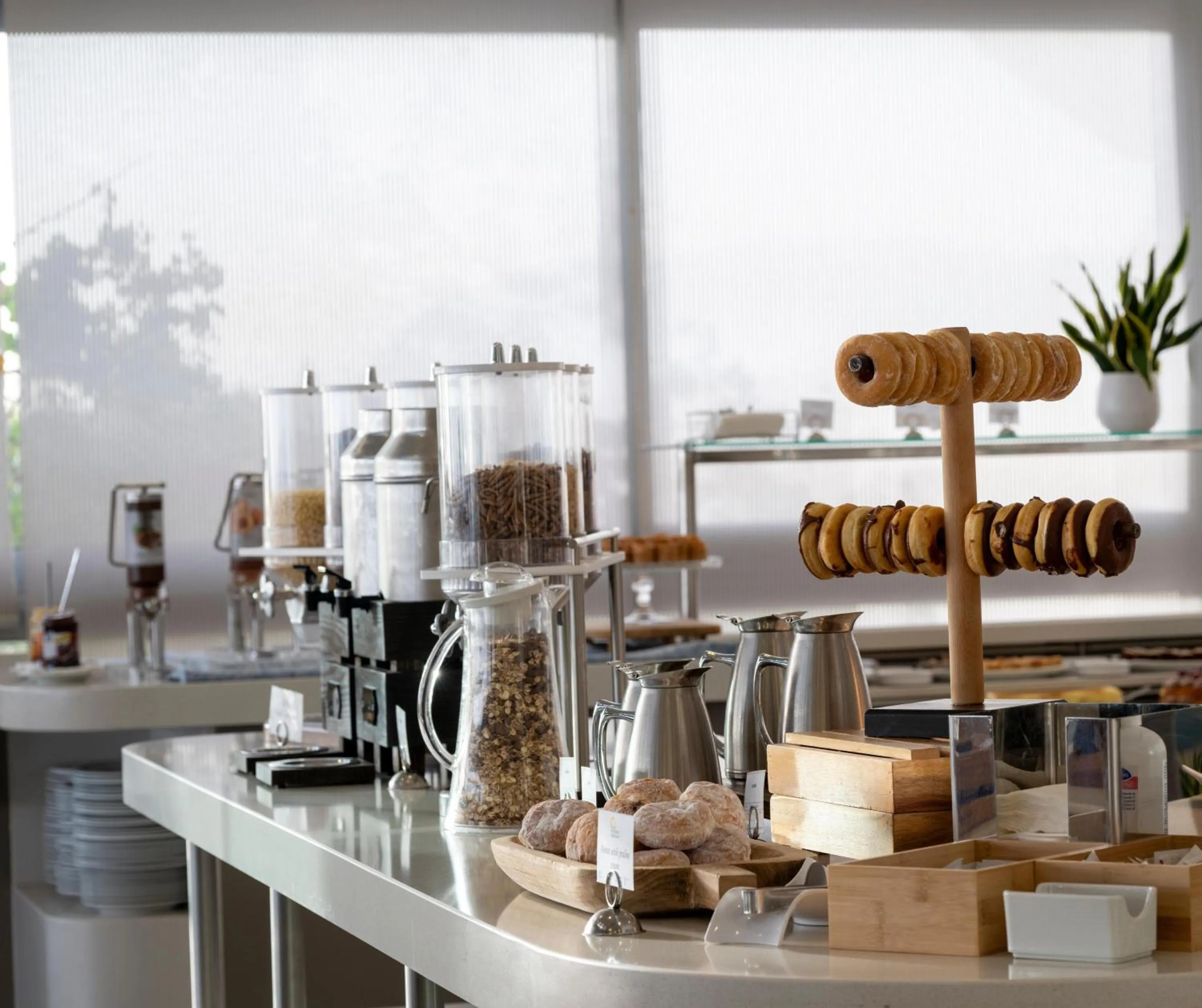 Restaurant/places to eat in Leptos Panorama Hotel