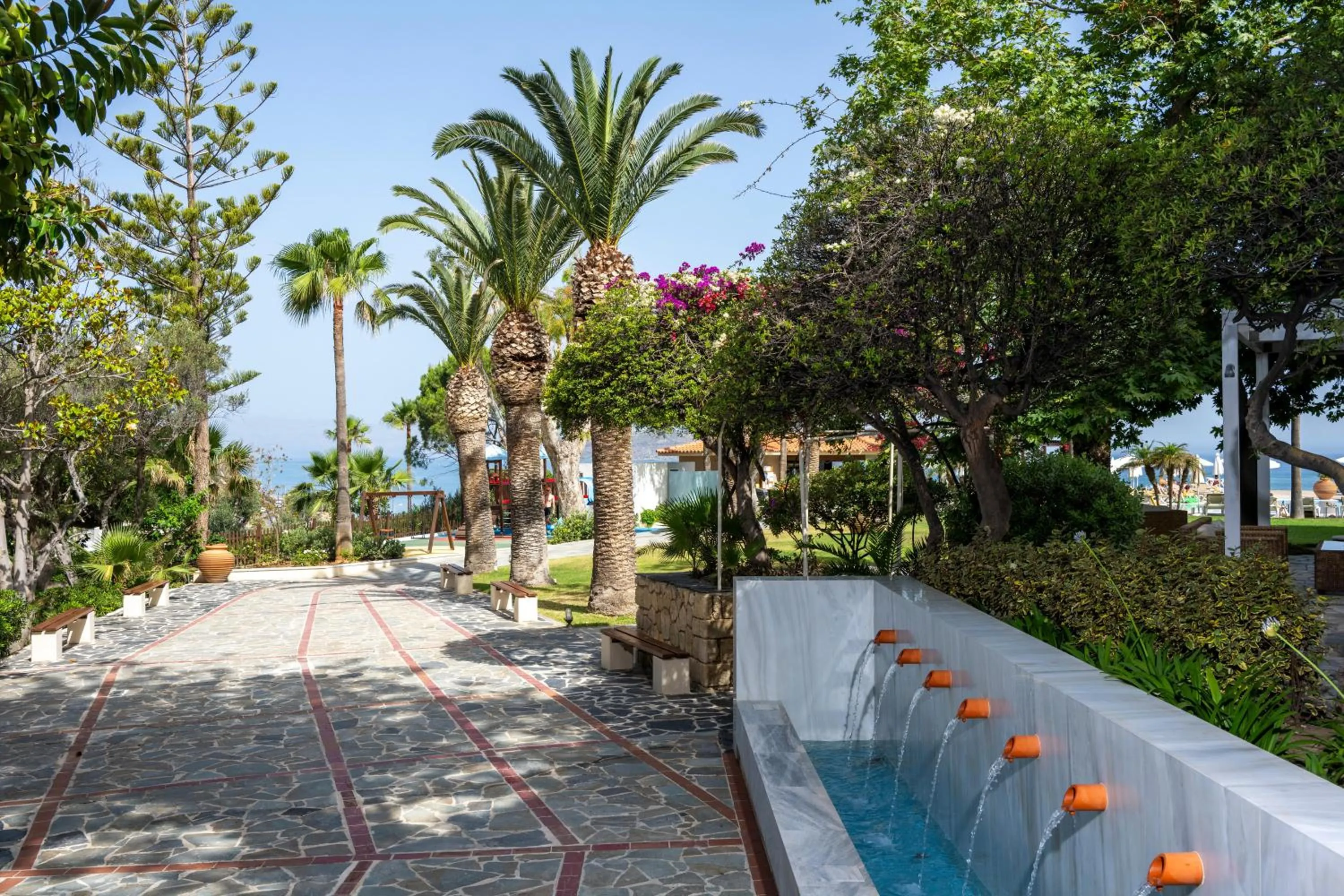 Garden in Leptos Panorama Hotel