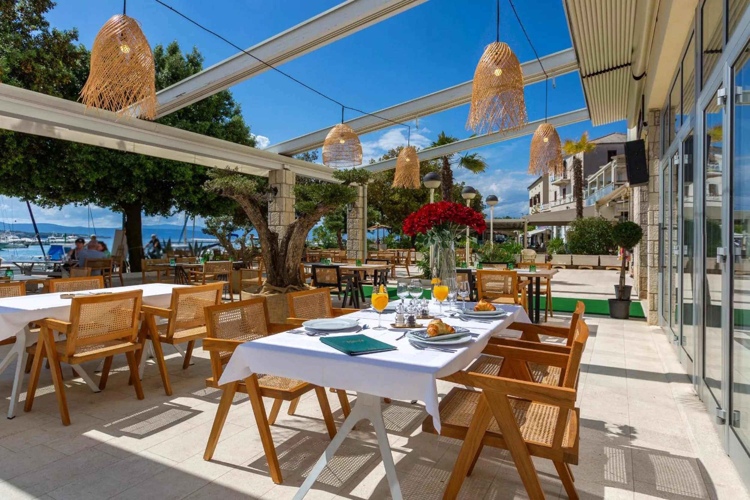 Patio in Hotel Adria