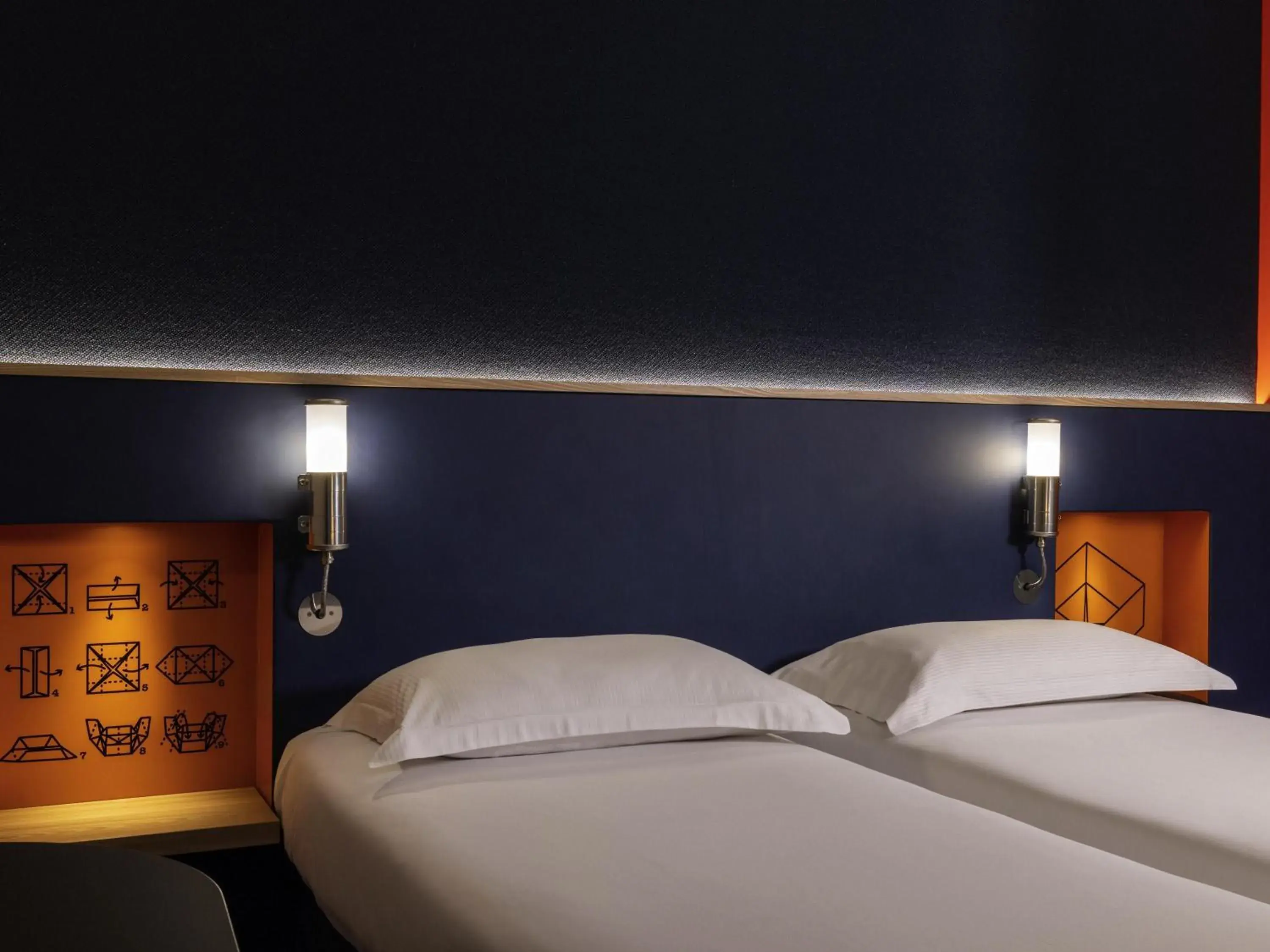 Bedroom, Bed in ibis Styles Bourg La Reine Bedroom, Bed in ibis Styles Bourg La Reine