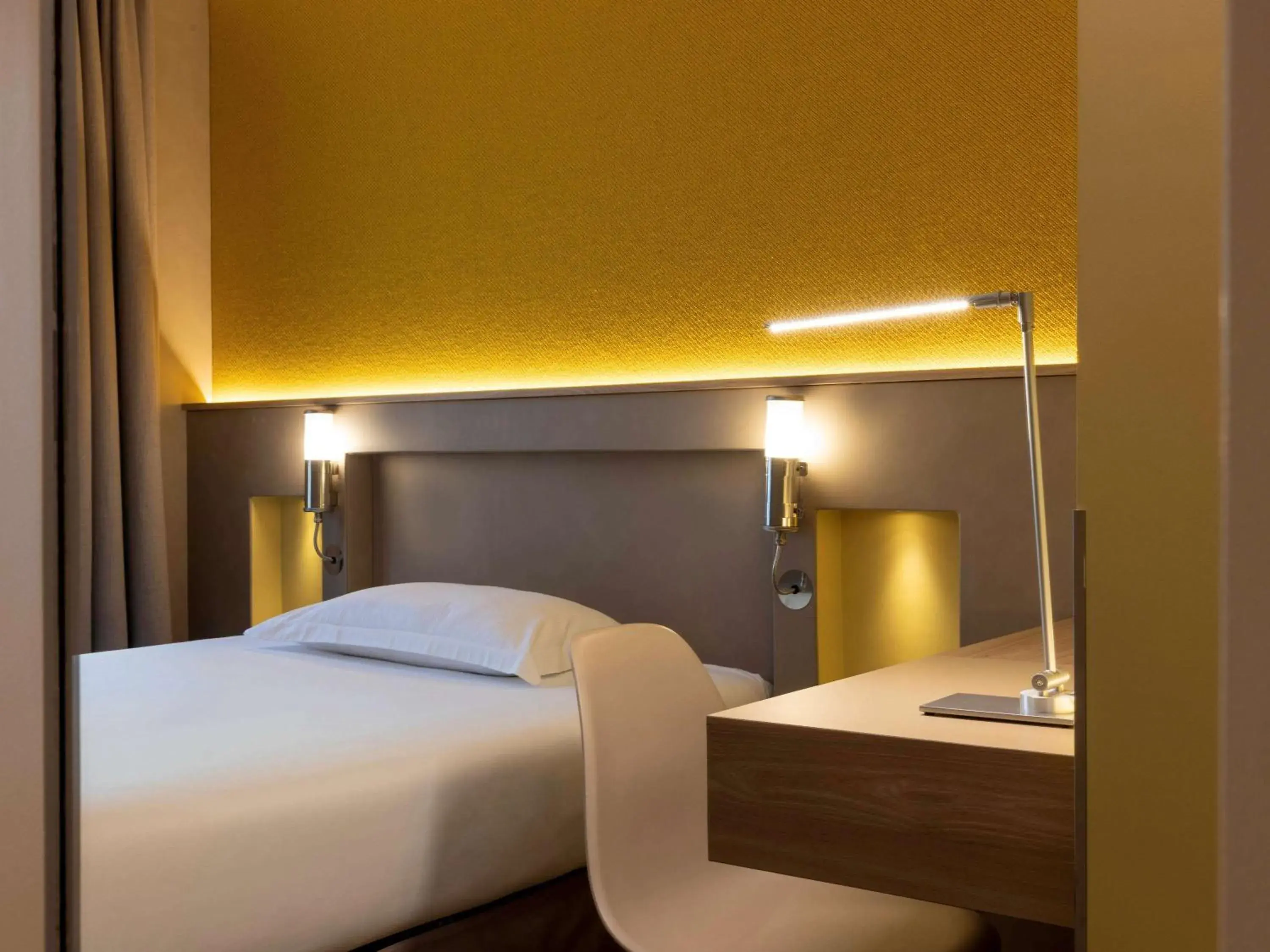 Bedroom, Bed in ibis Styles Bourg La Reine Bedroom, Bed in ibis Styles Bourg La Reine