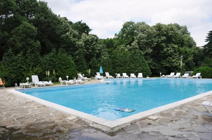 Swimming pool in Hotel Horizont
