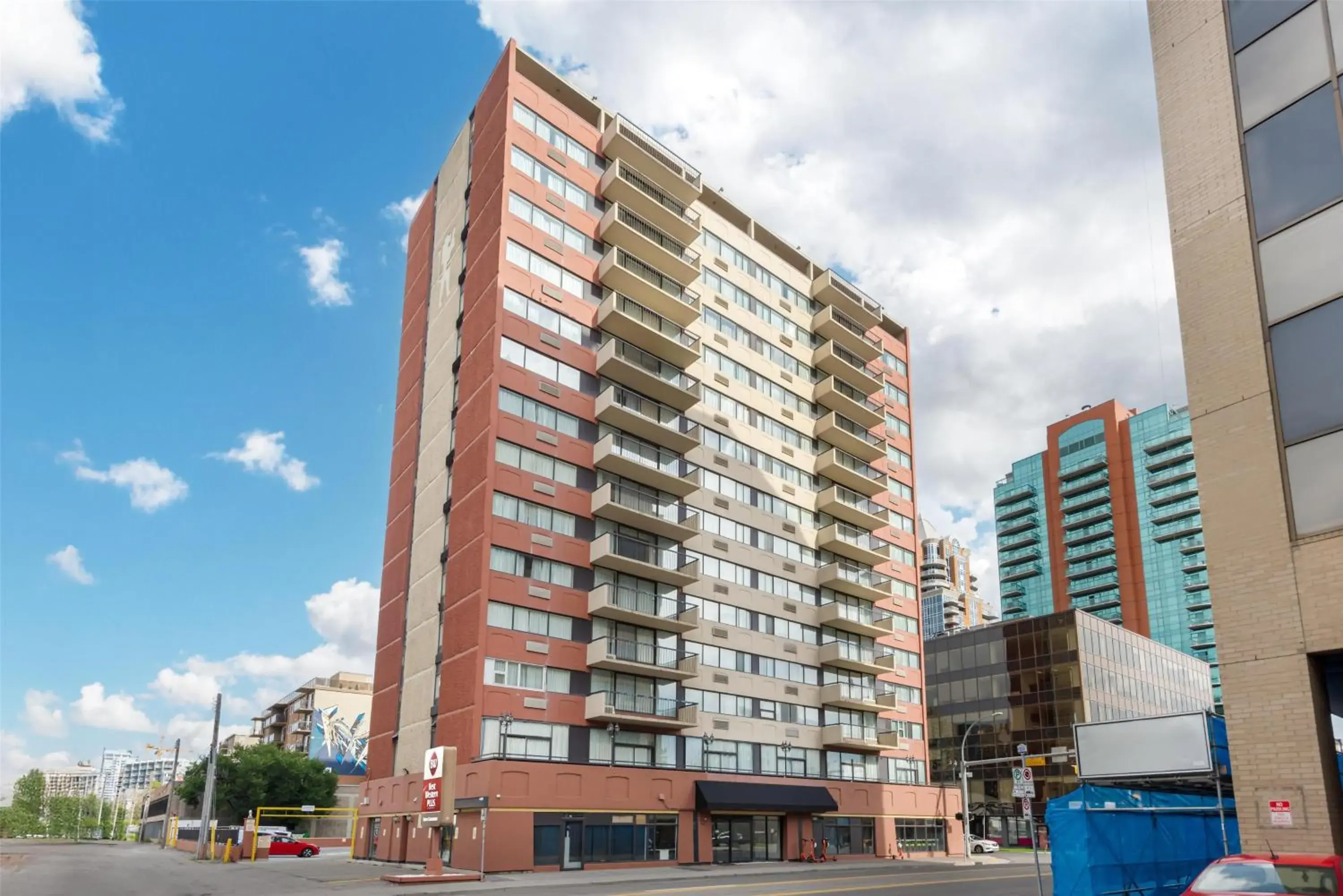 Property building in Best Western Plus Suites Downtown Calgary Property building in Best Western Plus Suites Downtown Calgary