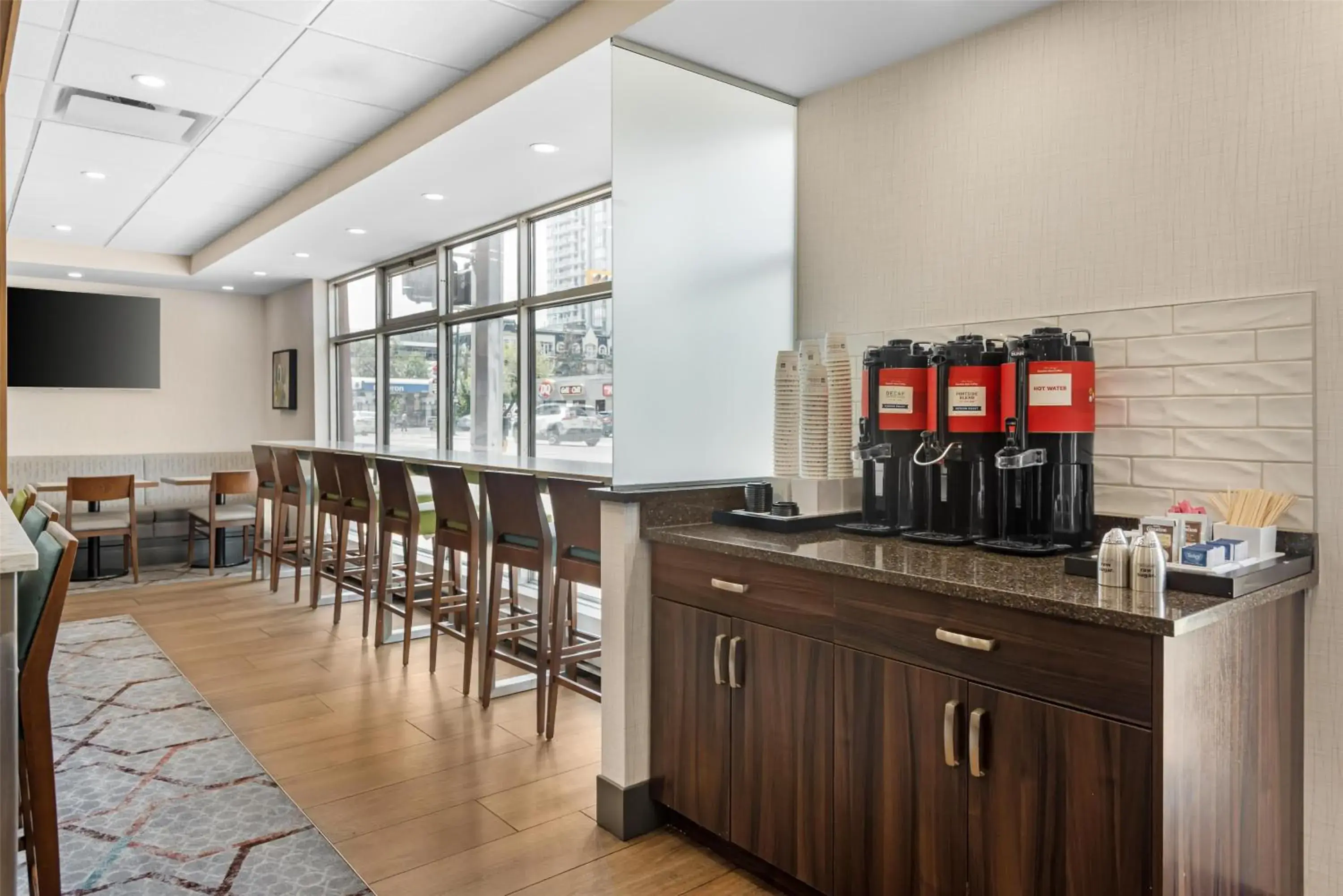 Breakfast in Best Western Plus Suites Downtown Calgary Breakfast in Best Western Plus Suites Downtown Calgary