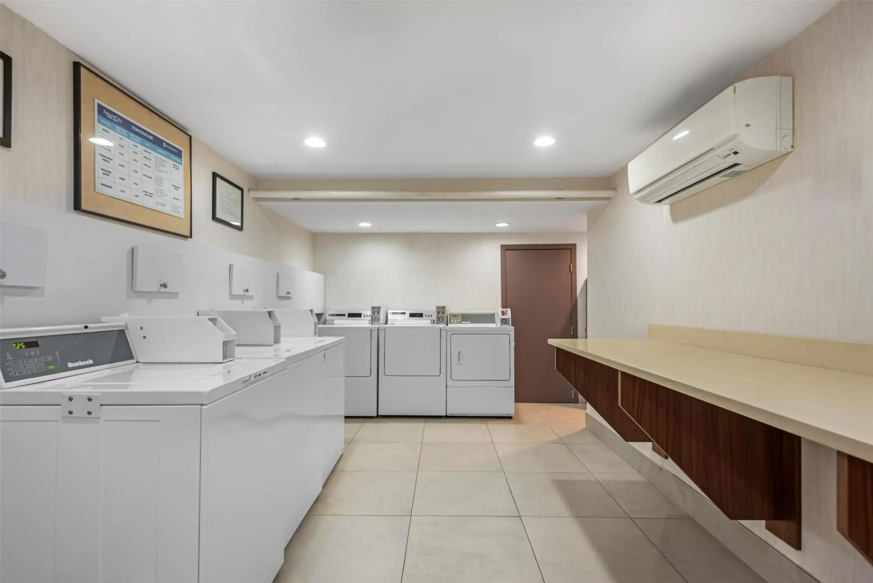 Property building in Best Western Plus Suites Downtown Calgary Property building in Best Western Plus Suites Downtown Calgary