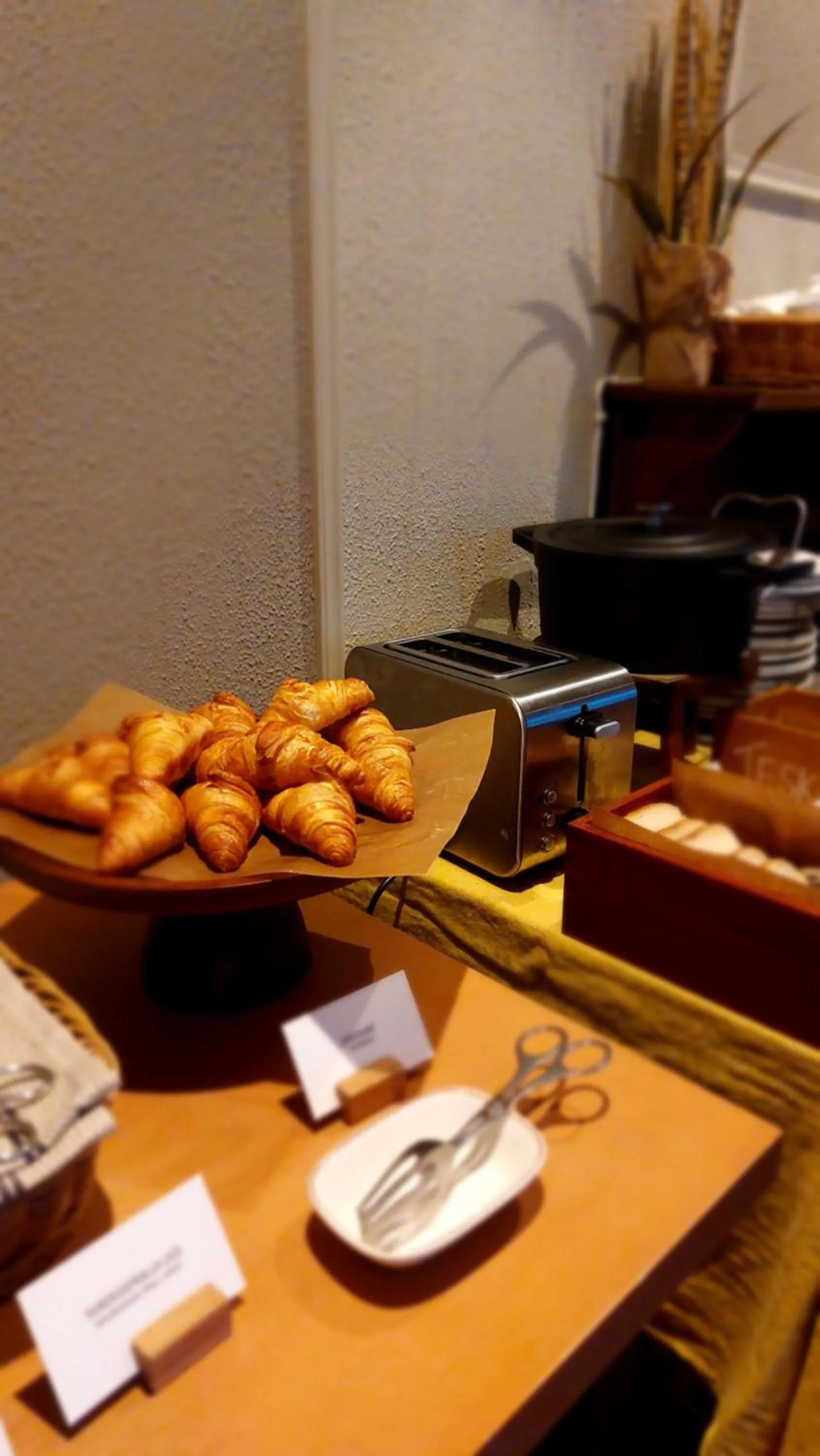 Food and drinks in Hotel Bishops Arms Mora