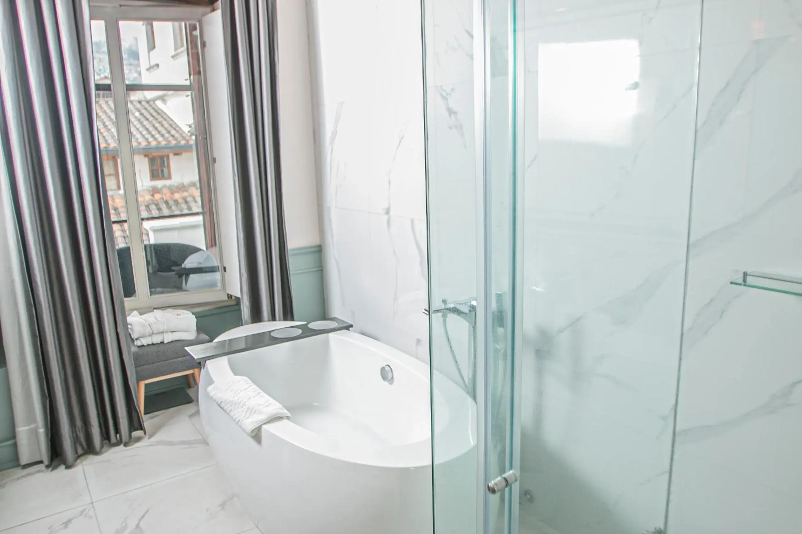 Deluxe Double or Twin Room in Illa Experience Hotel Deluxe Double or Twin Room in Illa Experience Hotel