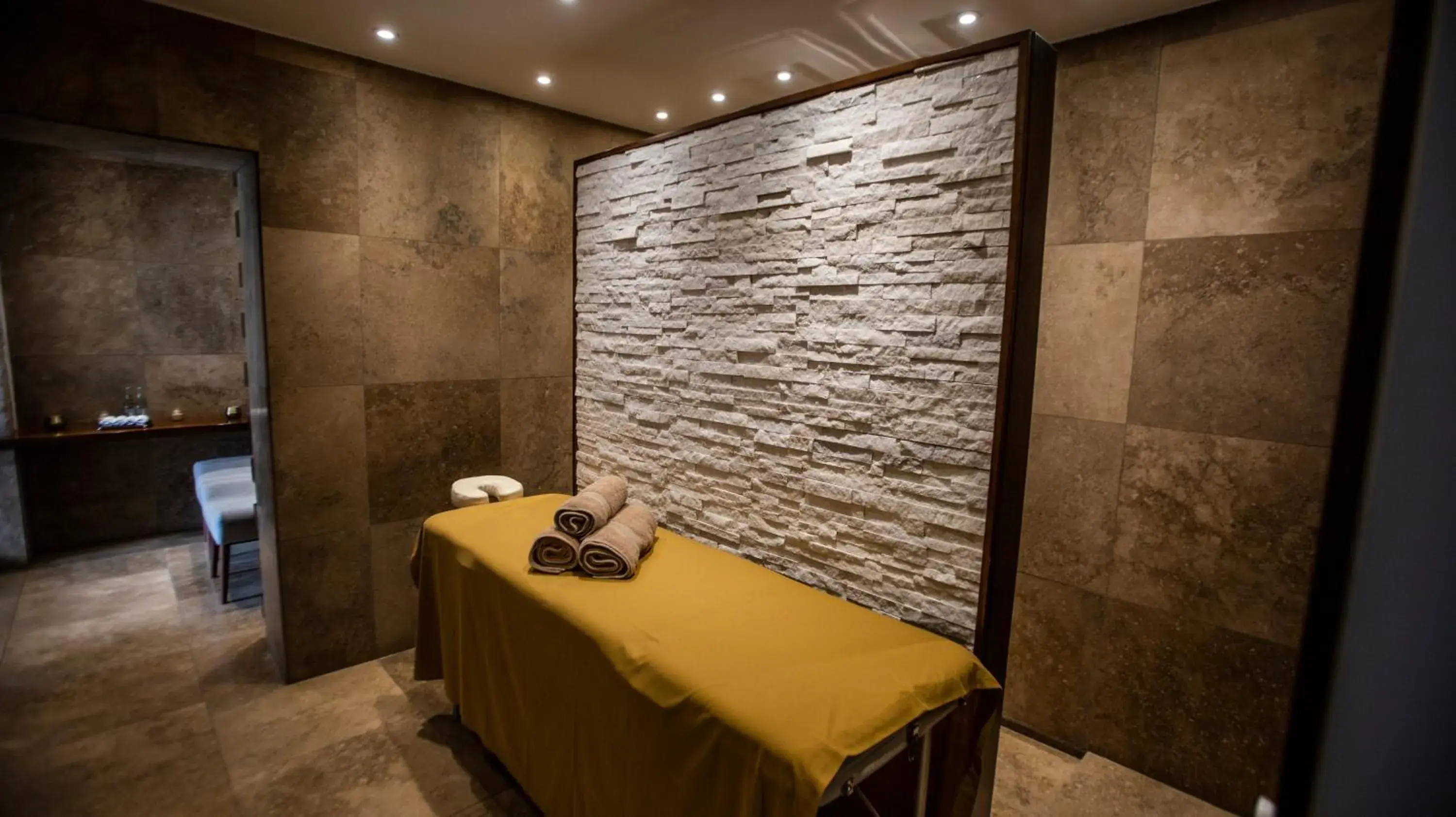 Spa and wellness centre/facilities in Illa Experience Hotel Spa and wellness centre/facilities in Illa Experience Hotel