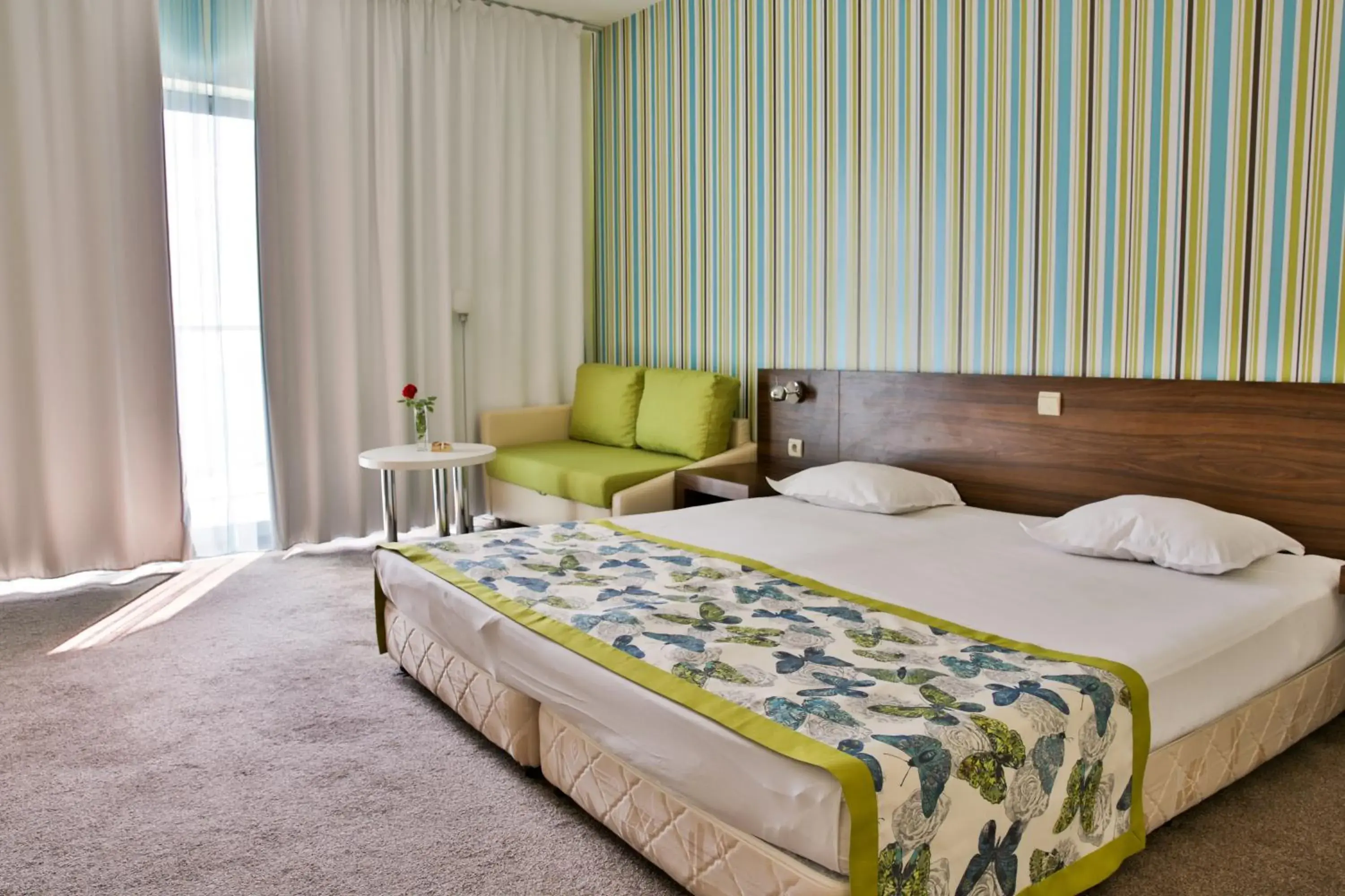 Bed in Golden Beach Park Hotel - All inclusive Bed in Golden Beach Park Hotel - All inclusive