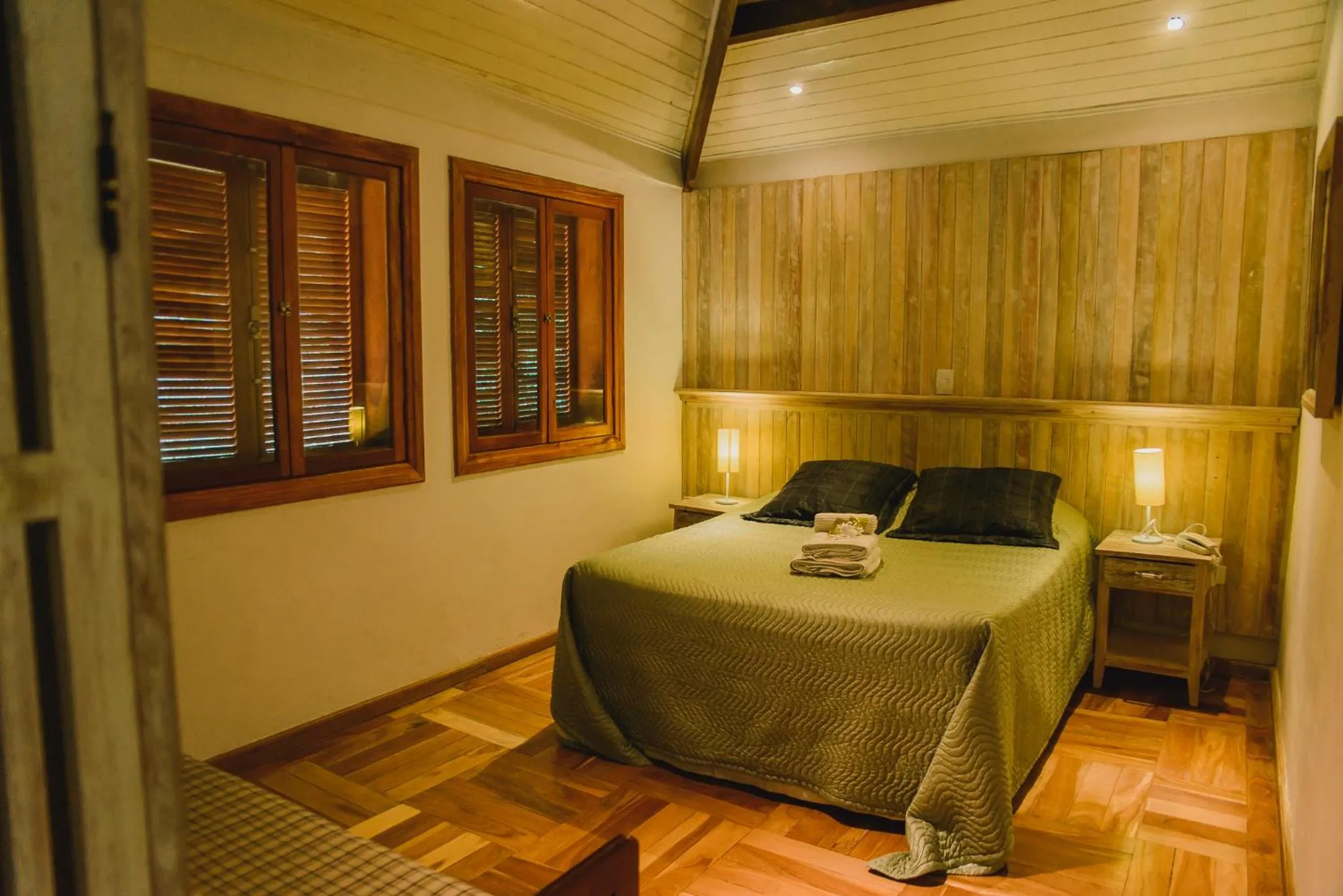 Triple Room with Bath - single occupancy in Espaço Tajj