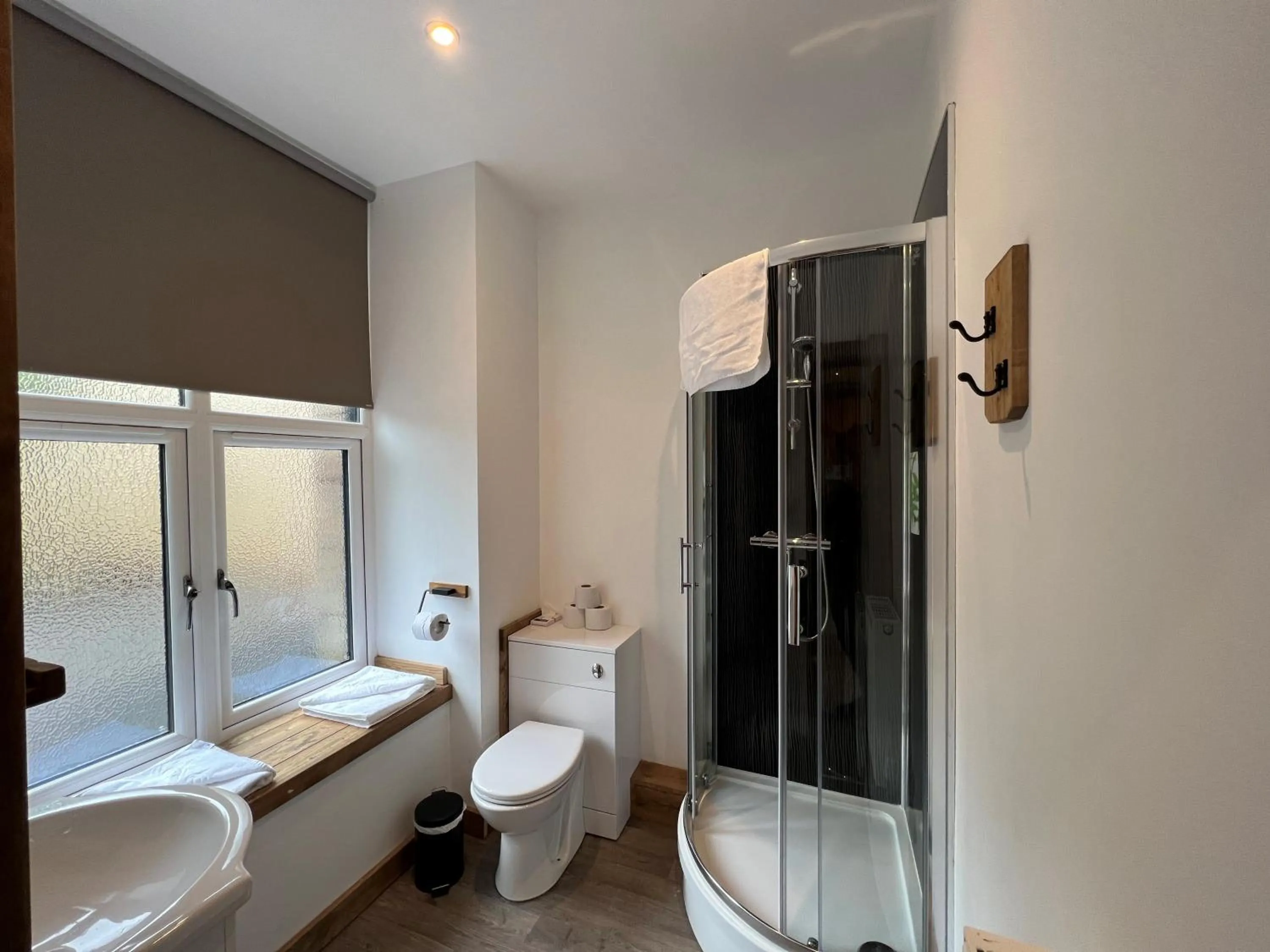 Bathroom in Explorers Retreat Matlock Bath