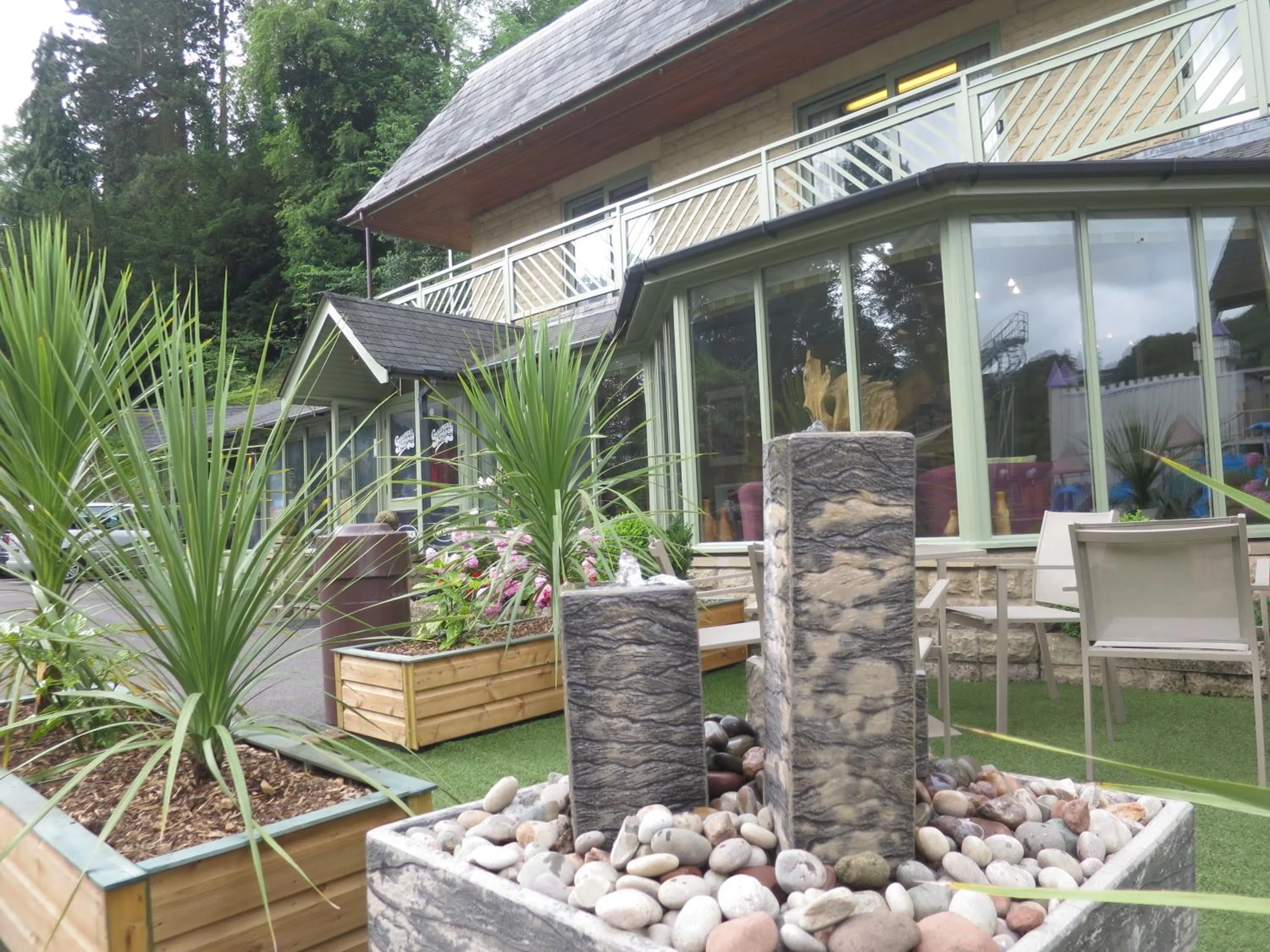 Property building in Explorers Retreat Matlock Bath