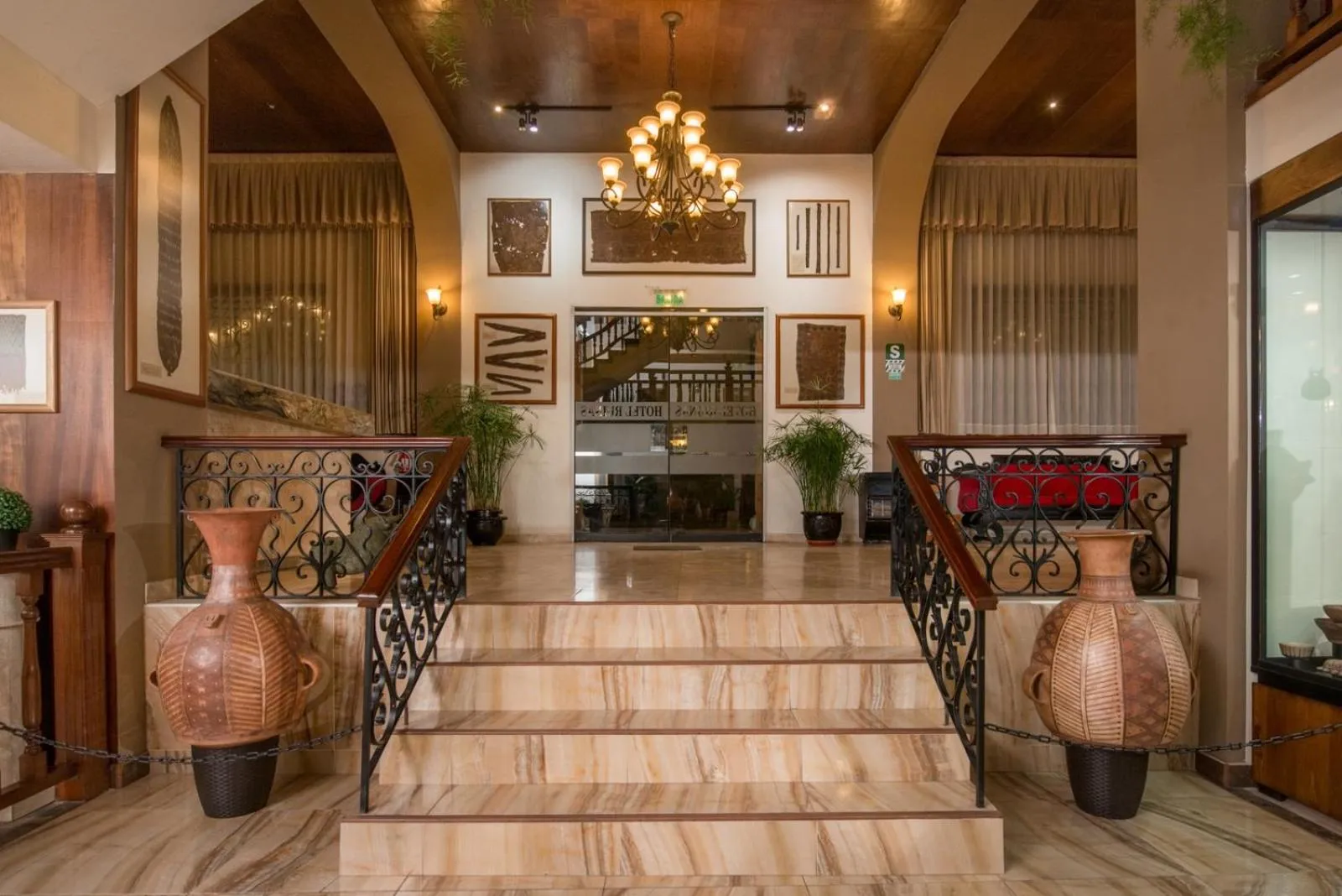 Lobby or reception in Hotel Ruinas