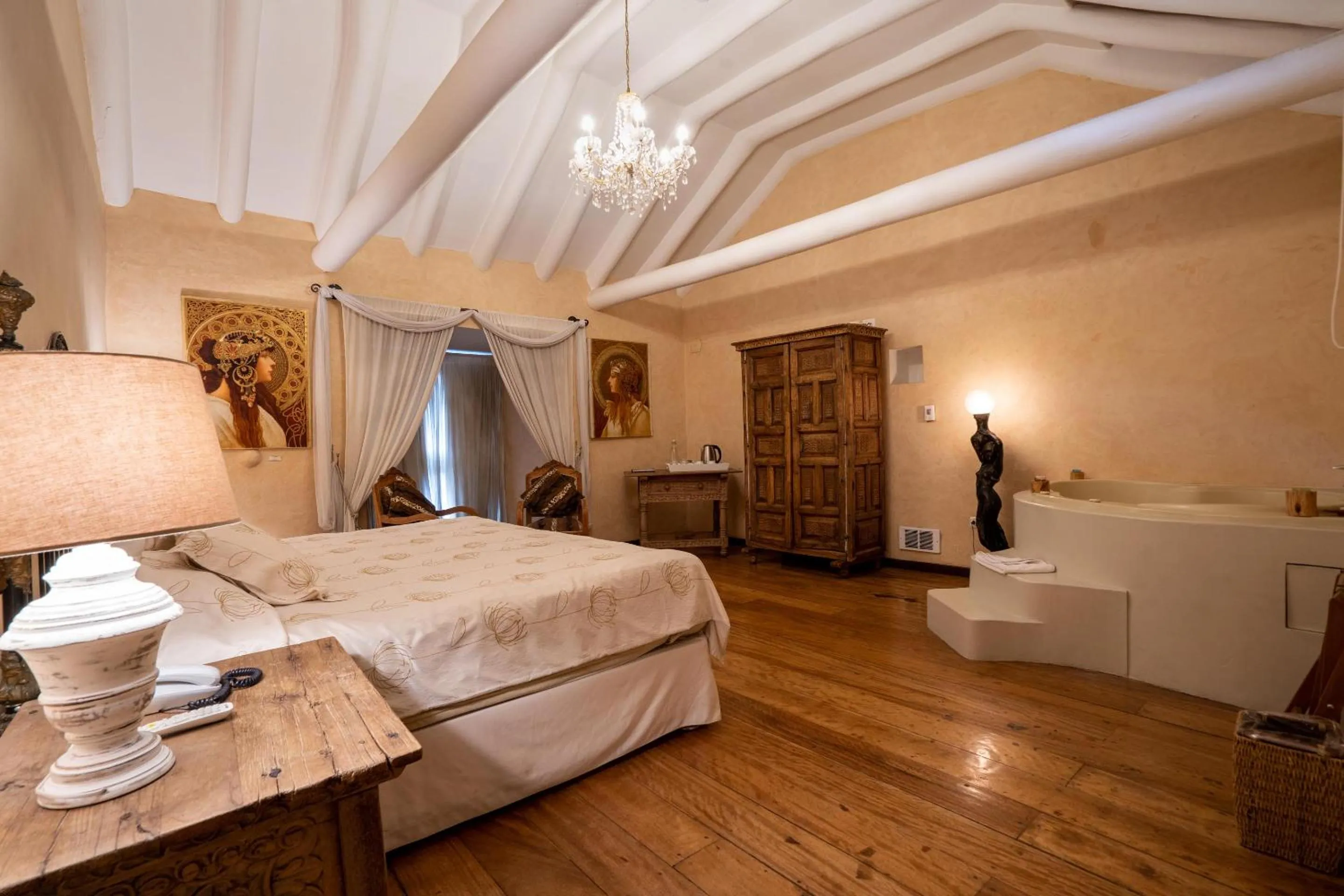 Photo of the whole room in Andean Wings Boutique Hotel