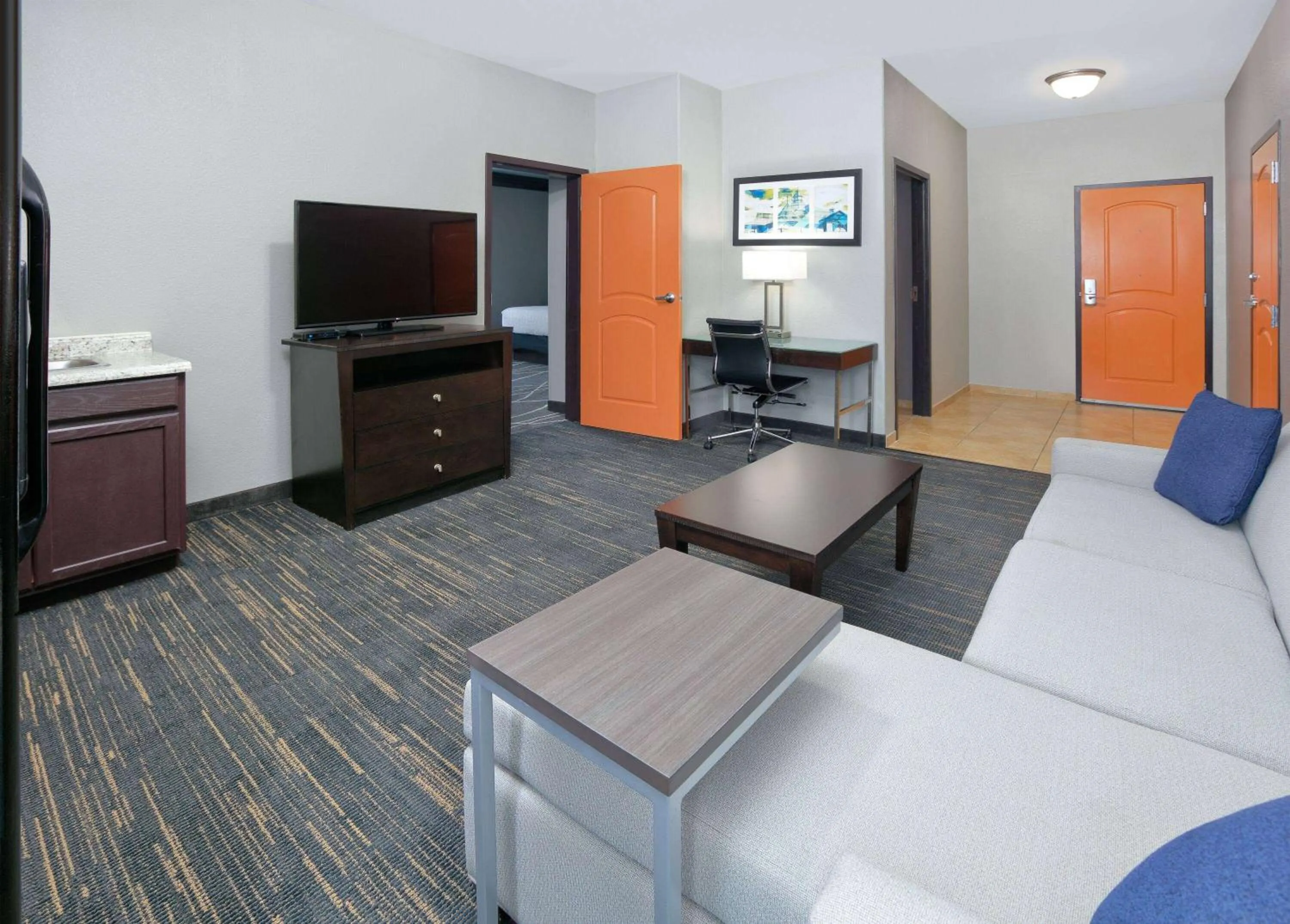 Bed in La Quinta by Wyndham Little Rock - Bryant