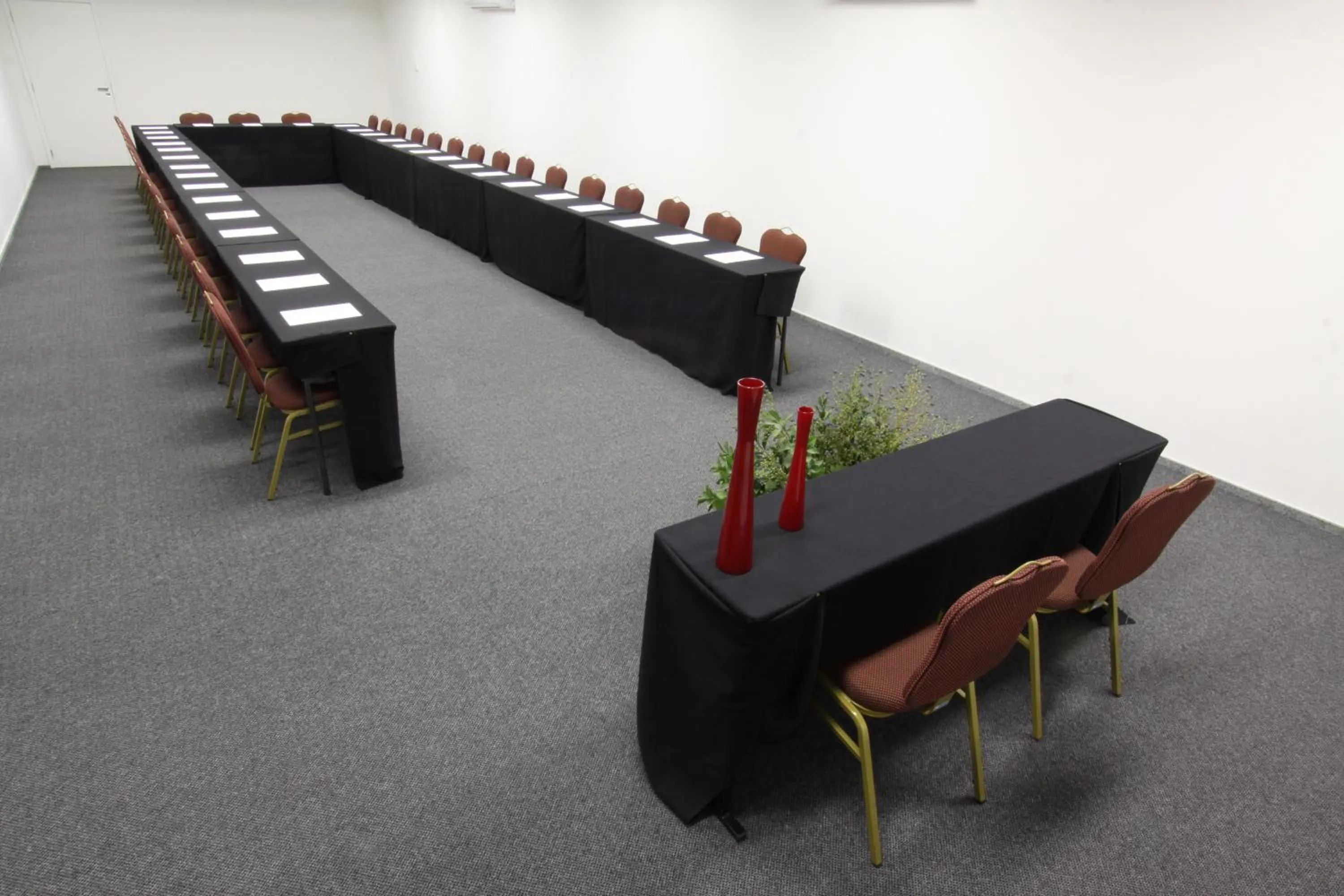 Business facilities in Esplanada Brasilia Hotel e Eventos