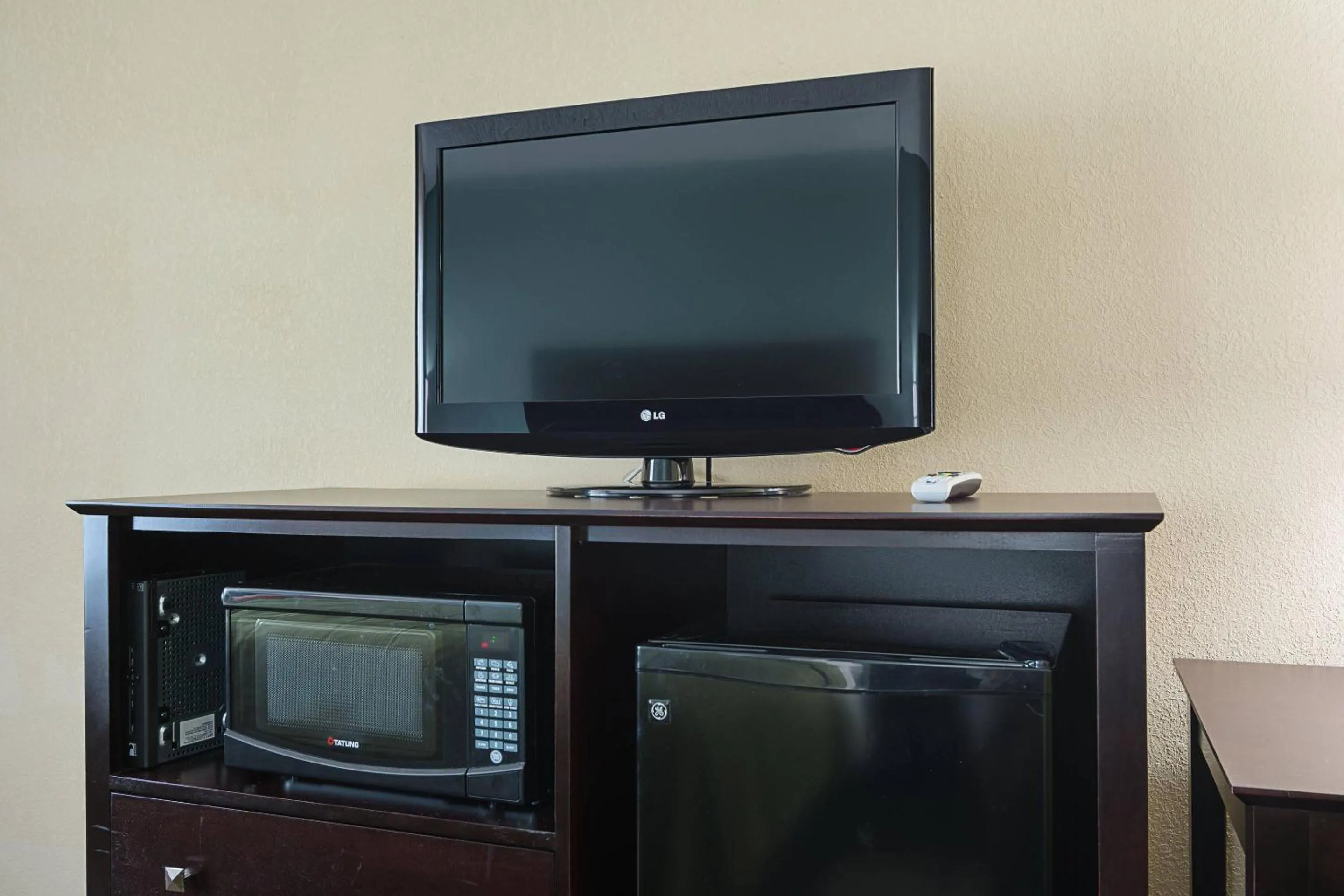 Bedroom in Quality Inn Calhoun North I-75