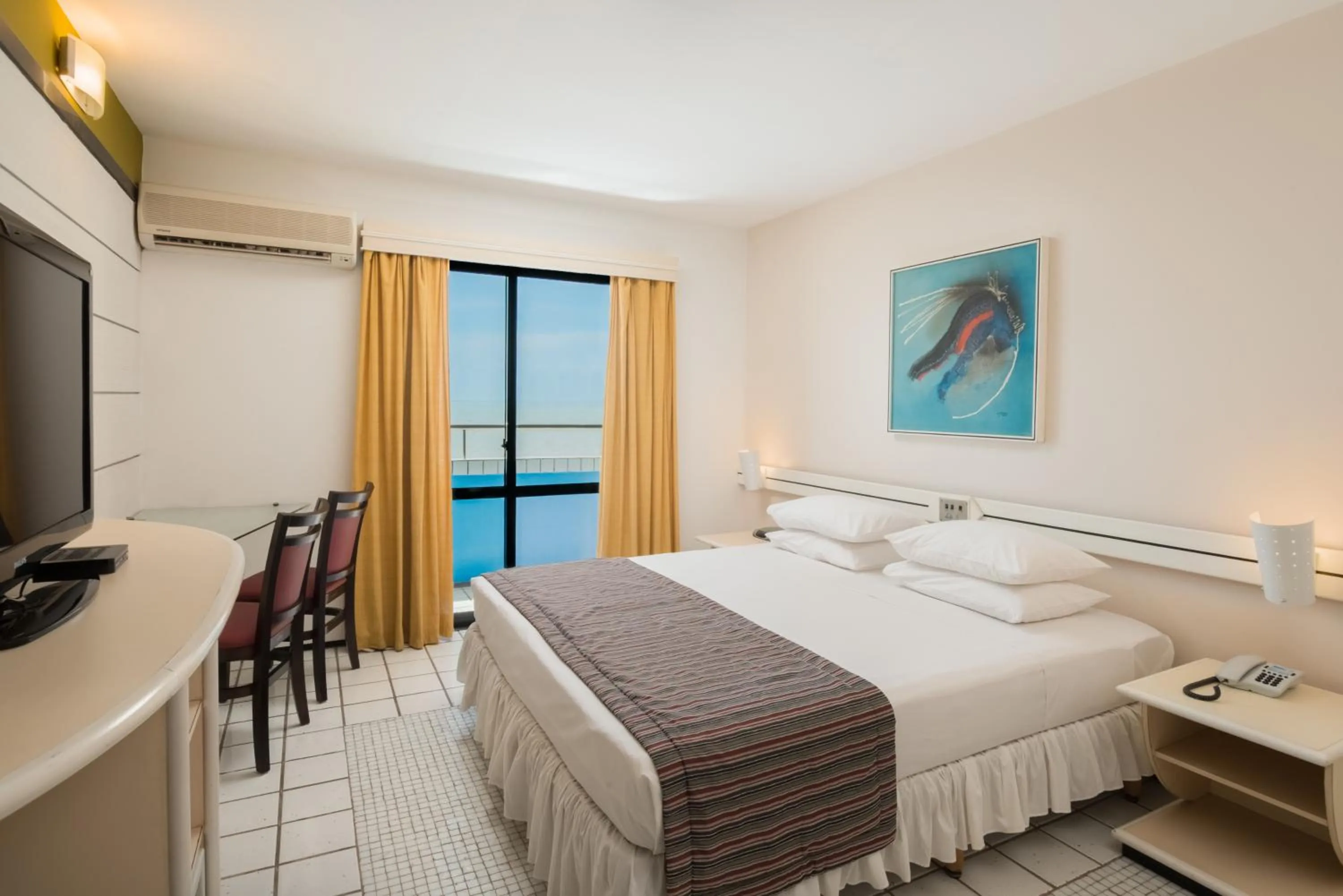 Bedroom, Bed in Brisamar Hotel & SPA São Luís