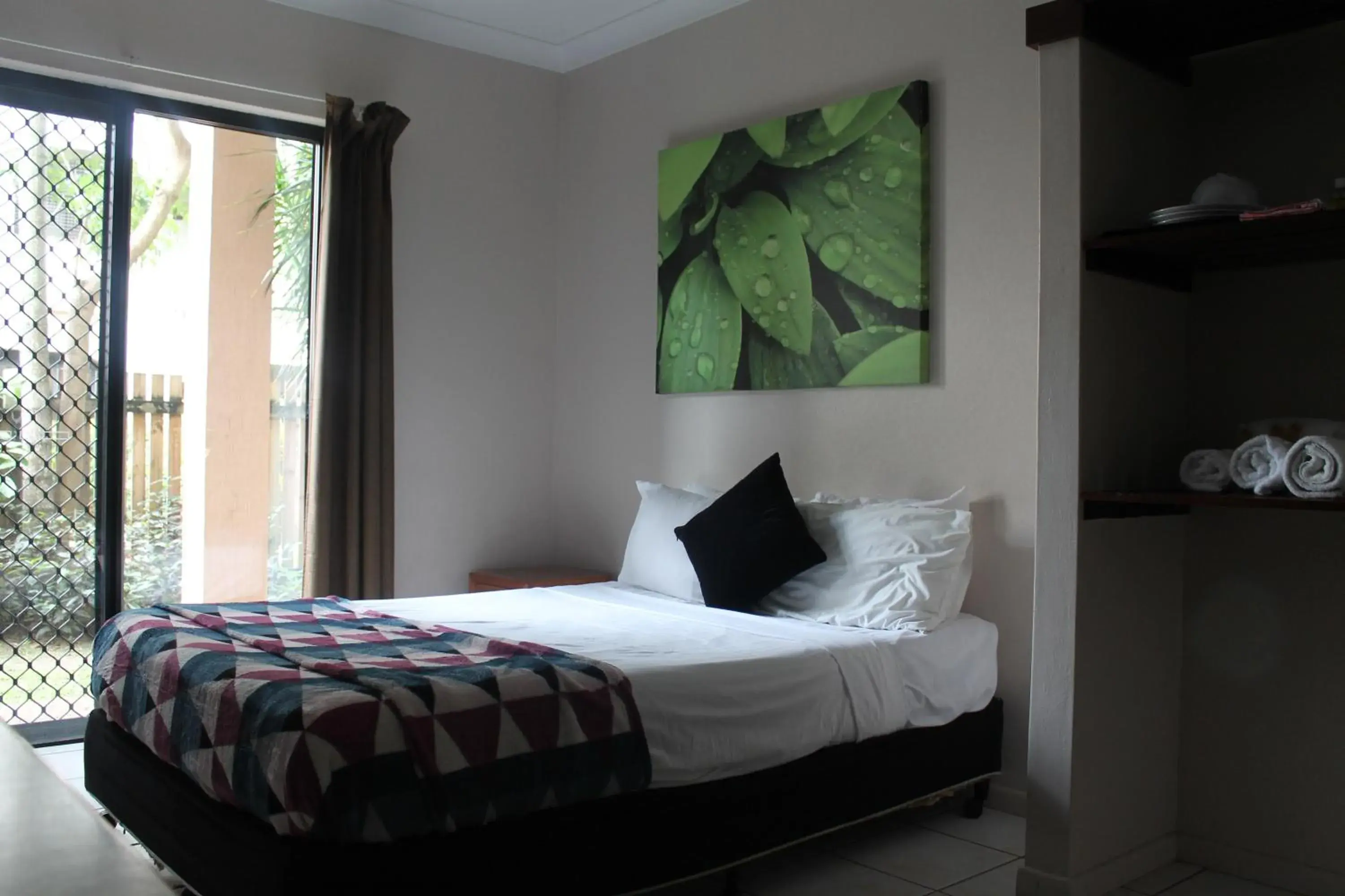 Photo of the whole room, Bed in Bohemia Resort Cairns Photo of the whole room, Bed in Bohemia Resort Cairns