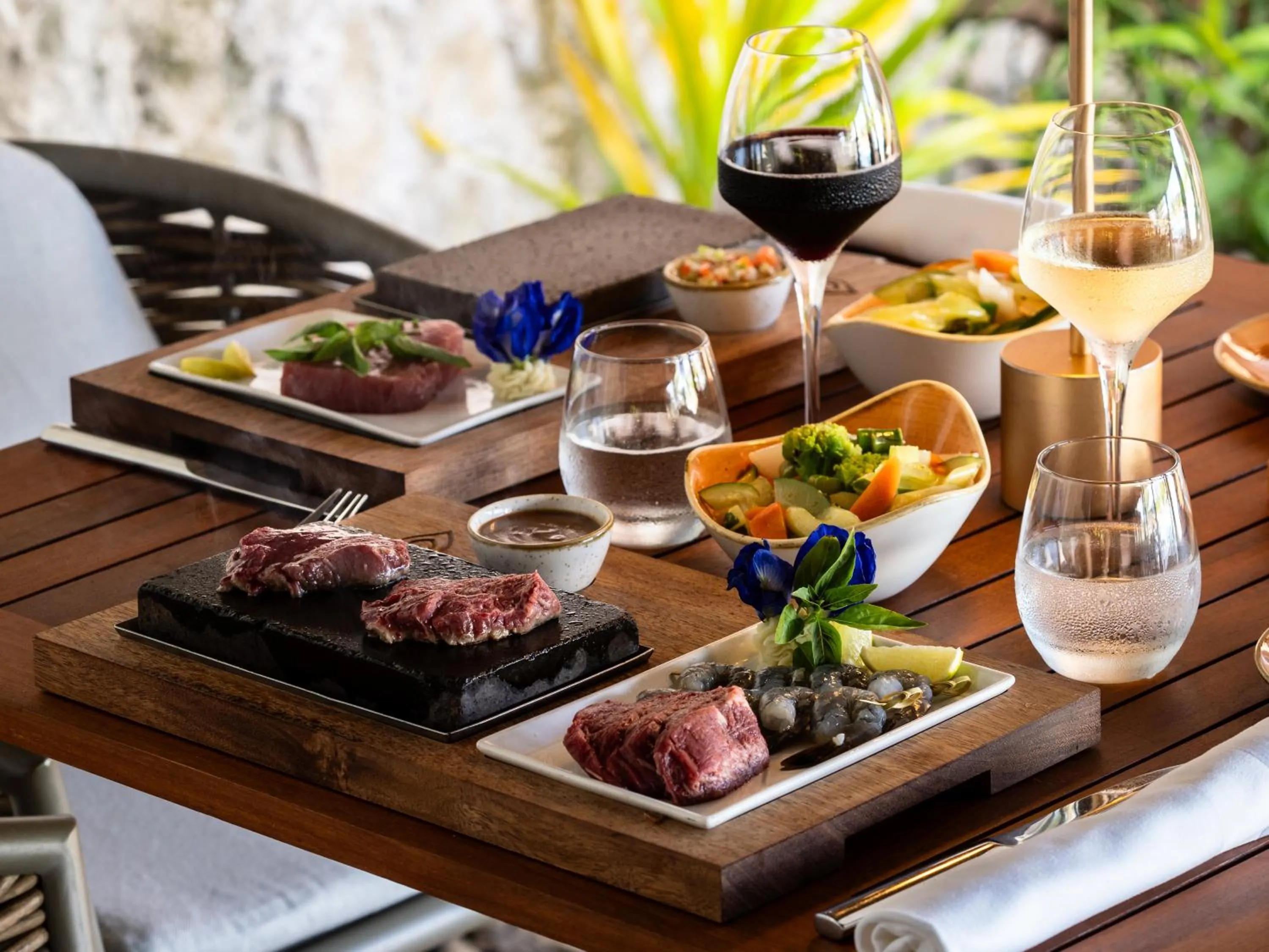 Le Bora Bora by Pearl Resorts