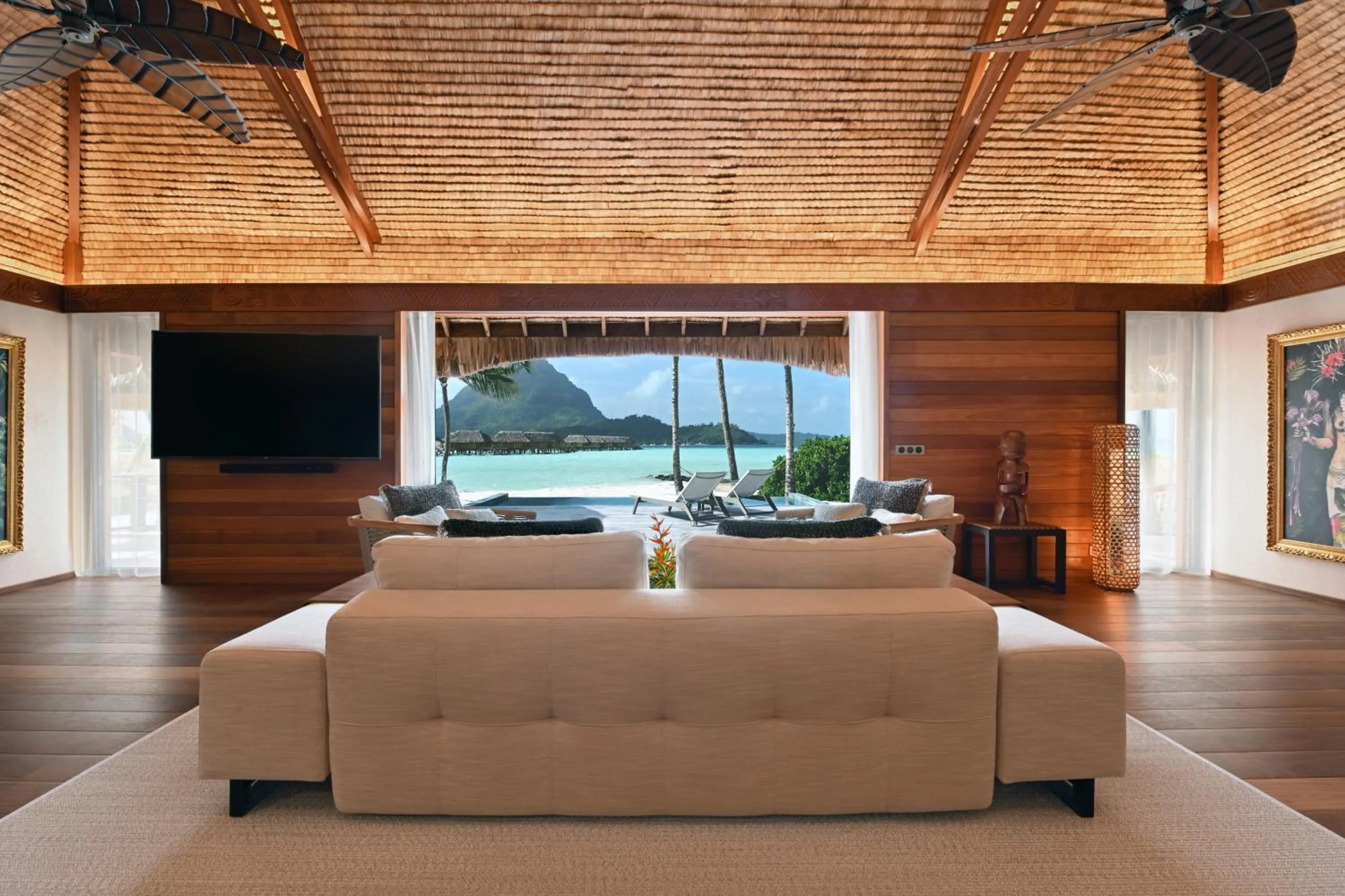 TV and multimedia in Le Bora Bora by Pearl Resorts