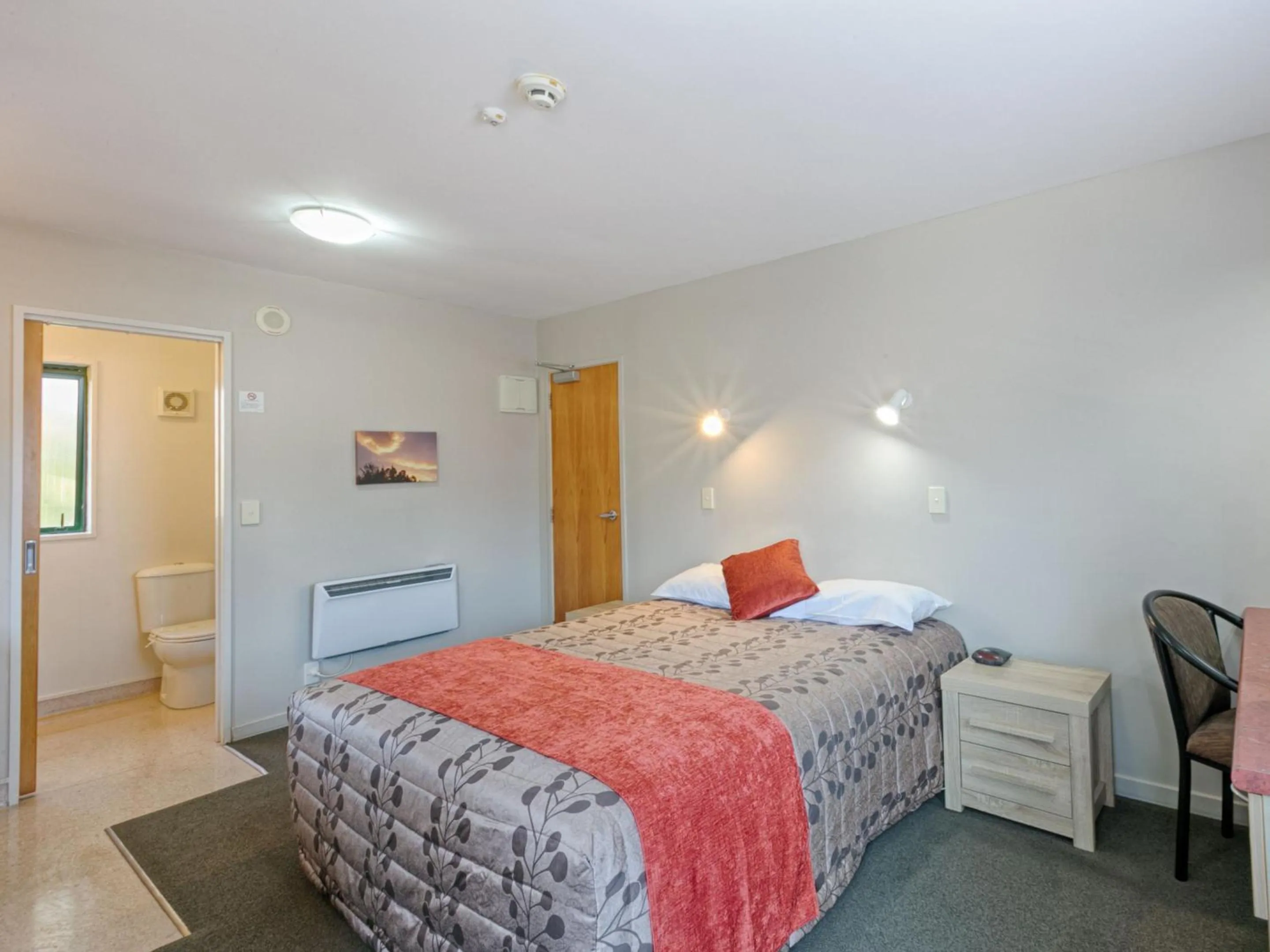 Photo of the whole room, Bed in Bella Vista Hanmer Springs