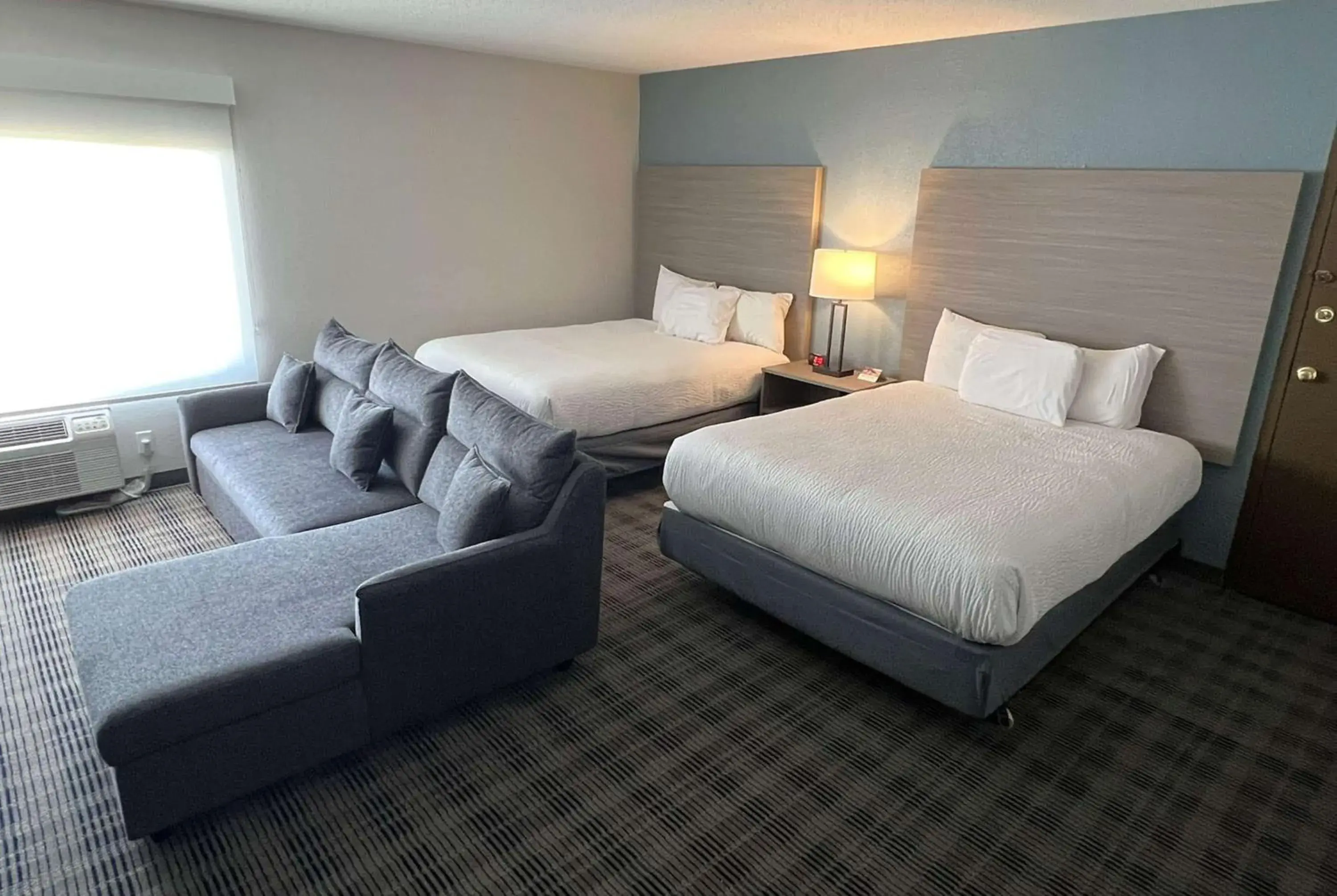 Photo of the whole room, Bed in AmericInn by Wyndham Baxter Brainerd Photo of the whole room, Bed in AmericInn by Wyndham Baxter Brainerd