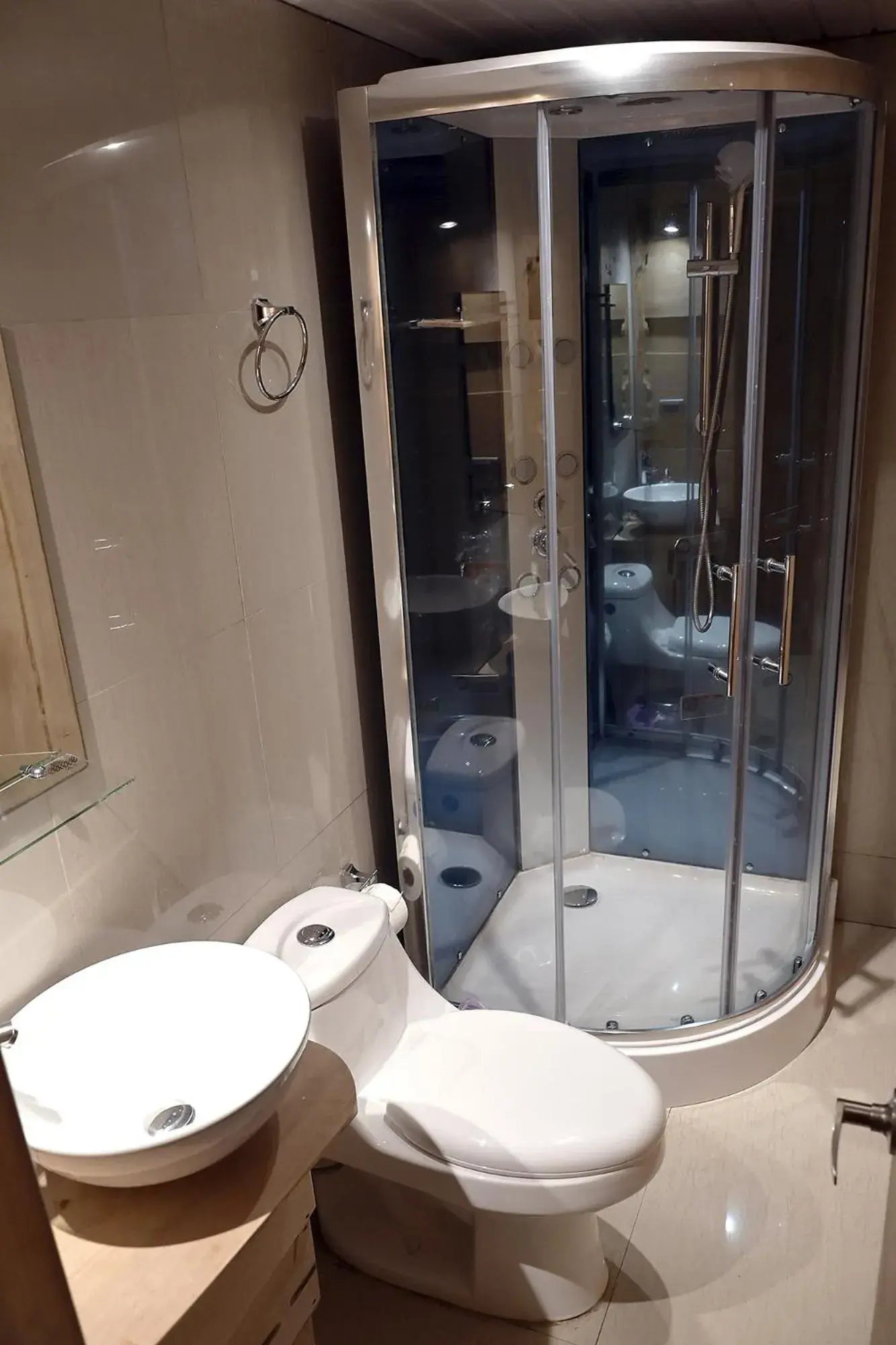 Double Room with Private Bathroom in Hotel Antukenu y SPA Double Room with Private Bathroom in Hotel Antukenu y SPA