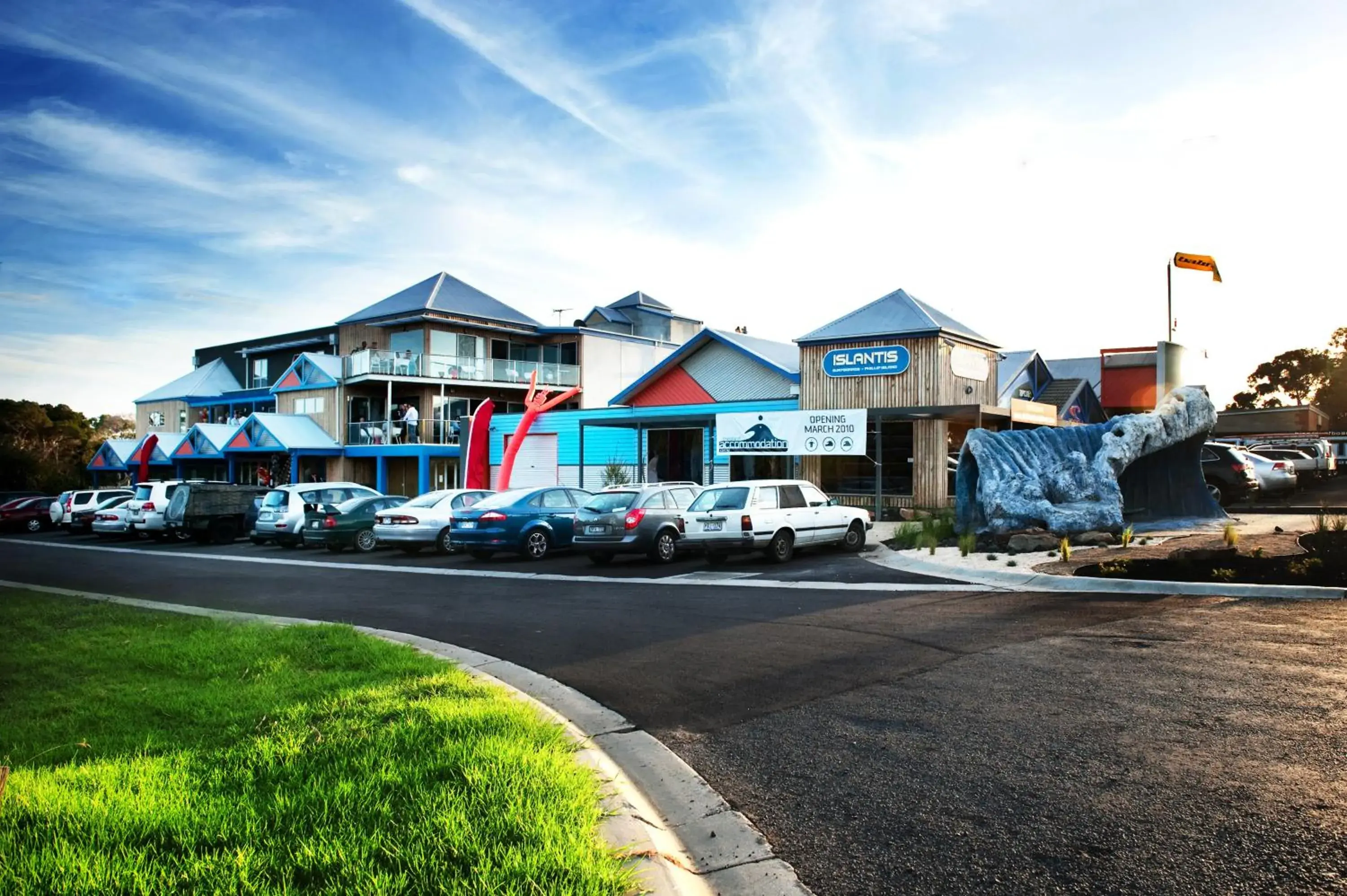 Property building in The Island Accommodation Property building in The Island Accommodation