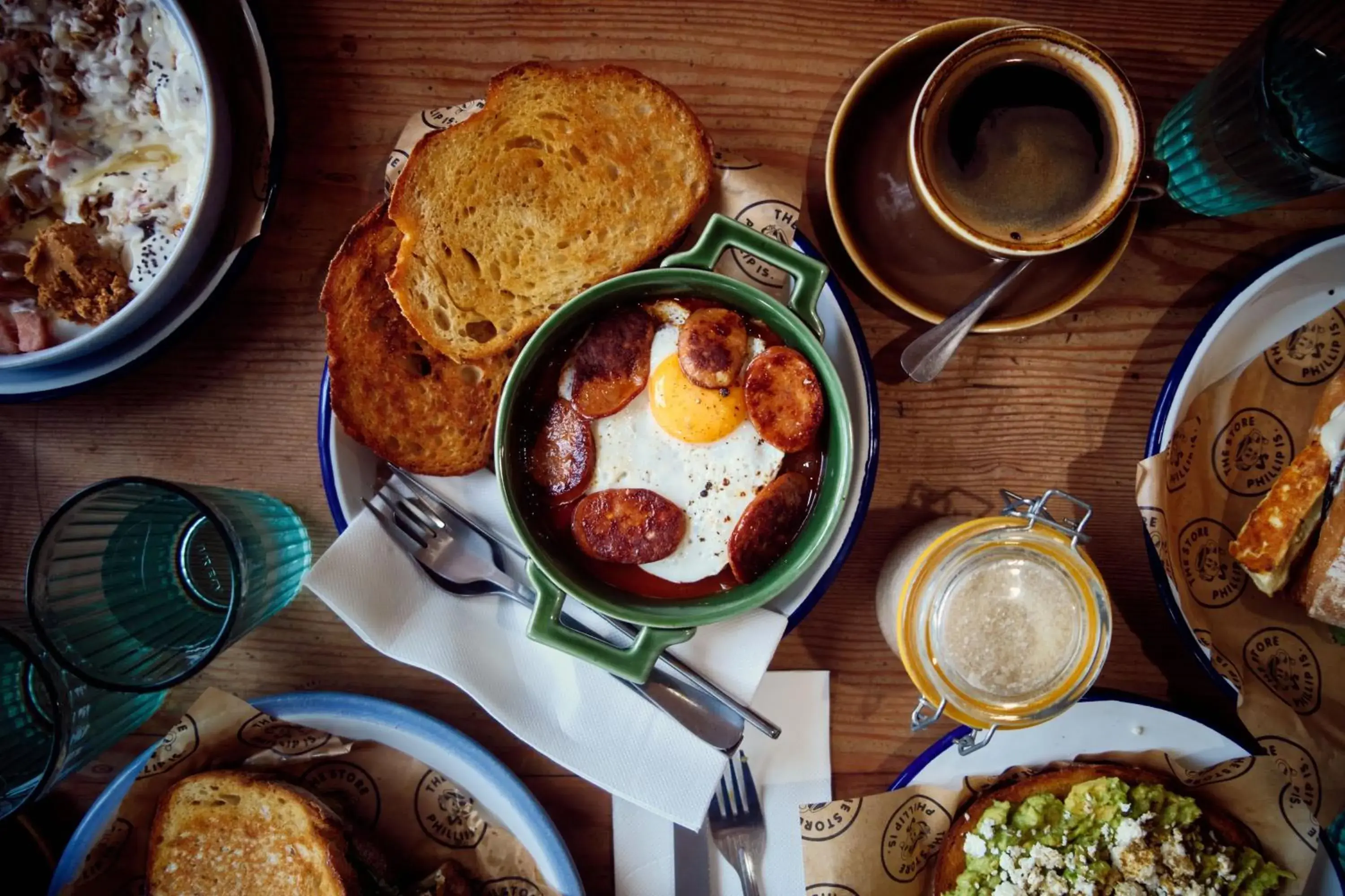 Food and drinks in The Island Accommodation Food and drinks in The Island Accommodation