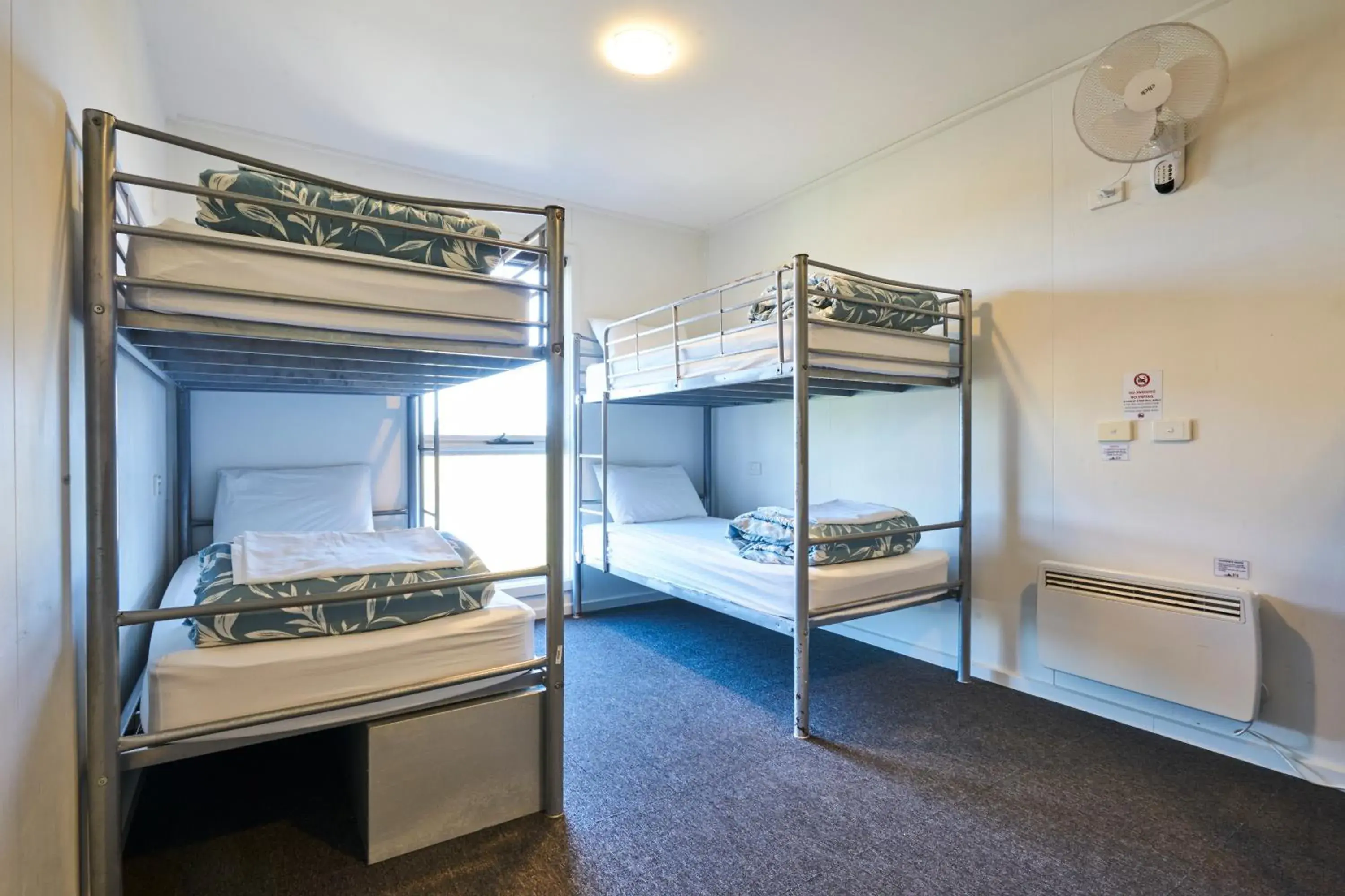 Property building, Bed in The Island Accommodation Property building, Bed in The Island Accommodation